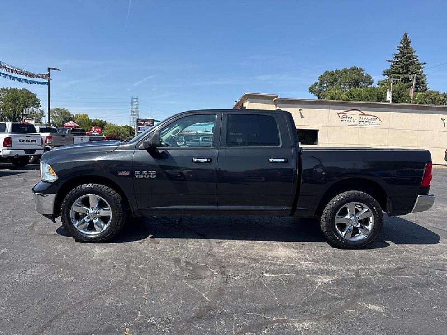 2016 BLACK /BLACK RAM 1500 SLT Crew Cab SWB 4WD (1C6RR7LT5GS) with an 5.7L V8 OHV 16V engine, 6A transmission, located at 3304 Woodville Road, Northwood, OH, 43619, (419) 210-8019, 41.612694, -83.480743 - Your #1 Destination for Auto Loans and mdash;No Matter Your Credit!At our dealership, we believe everyone deserves the opportunity to drive their dream car and mdash;whether you have good credit, bad credit, or no credit at all. With a wide selection of hundreds of cars, trucks, and SUVs, you'll fin - Photo#1