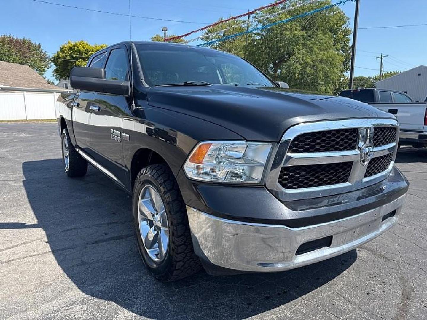 2016 BLACK /BLACK RAM 1500 SLT Crew Cab SWB 4WD (1C6RR7LT5GS) with an 5.7L V8 OHV 16V engine, 6A transmission, located at 3304 Woodville Road, Northwood, OH, 43619, (419) 210-8019, 41.612694, -83.480743 - Your #1 Destination for Auto Loans and mdash;No Matter Your Credit!At our dealership, we believe everyone deserves the opportunity to drive their dream car and mdash;whether you have good credit, bad credit, or no credit at all. With a wide selection of hundreds of cars, trucks, and SUVs, you'll fin - Photo#6