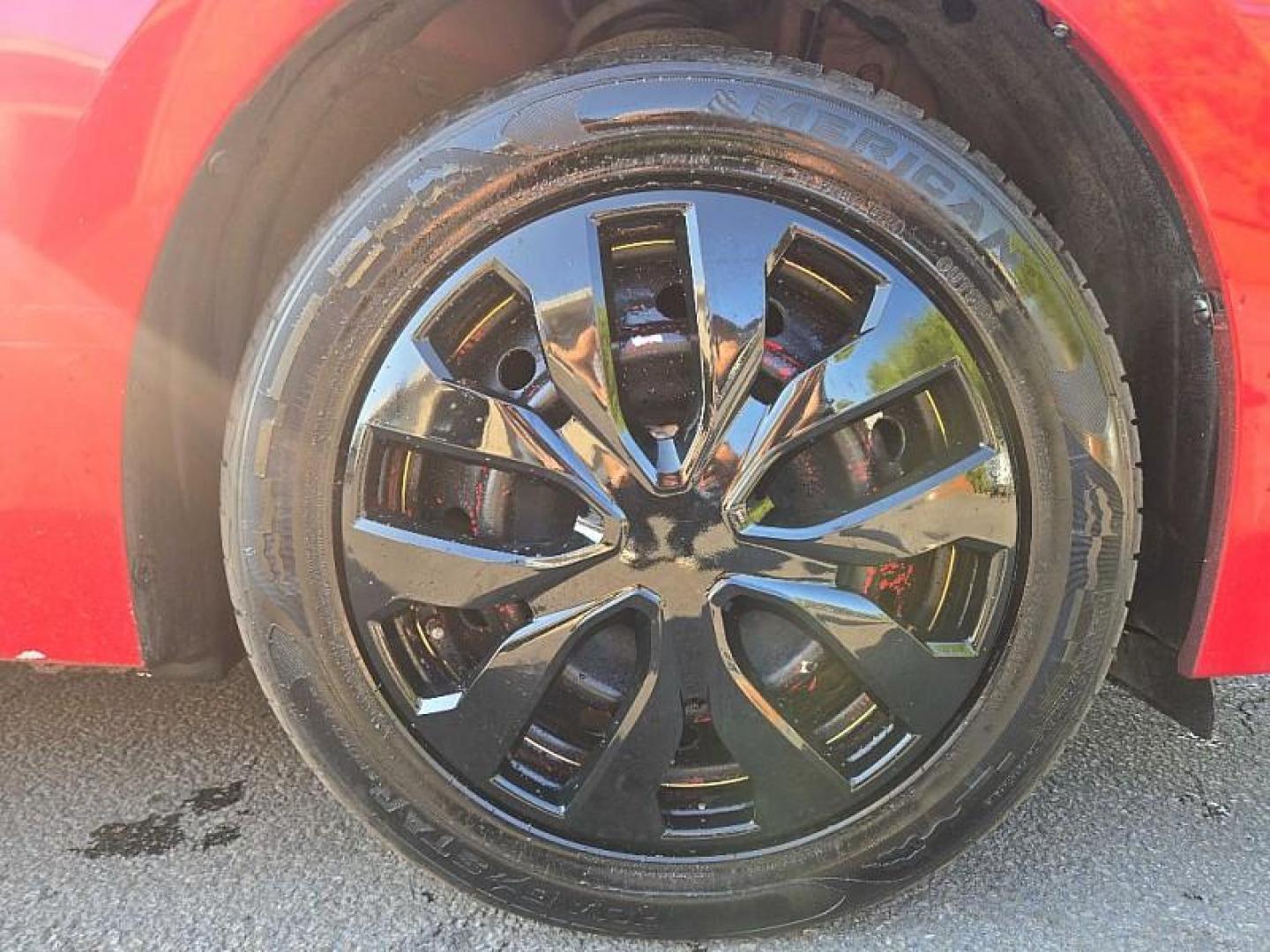 2019 RED /GRAY Toyota Corolla SE CVT (2T1BURHEXKC) with an 1.8L L4 DOHC 16V engine, CVT transmission, located at 3304 Woodville Road, Northwood, OH, 43619, (419) 210-8019, 41.612694, -83.480743 - Your #1 Destination for Auto Loans and mdash;No Matter Your Credit!At our dealership, we believe everyone deserves the opportunity to drive their dream car and mdash;whether you have good credit, bad credit, or no credit at all. With a wide selection of hundreds of cars, trucks, and SUVs, you'll fin - Photo#16