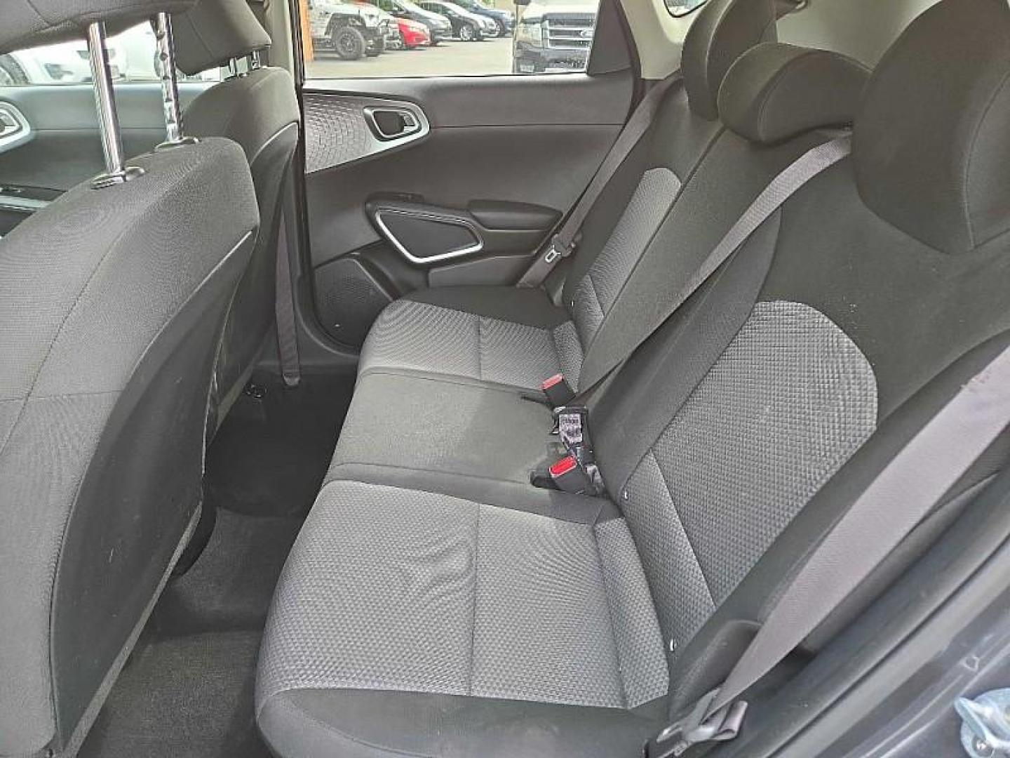 2021 GRAY /BLACK Kia Soul LX CVT (KNDJ23AU4M7) with an 2.0L L4 DOHC 16V engine, CVT transmission, located at 3304 Woodville Road, Northwood, OH, 43619, (419) 210-8019, 41.612694, -83.480743 - Your #1 Destination for Auto Loans and mdash;No Matter Your Credit!At our dealership, we believe everyone deserves the opportunity to drive their dream car and mdash;whether you have good credit, bad credit, or no credit at all. With a wide selection of hundreds of cars, trucks, and SUVs, you'll fin - Photo#11