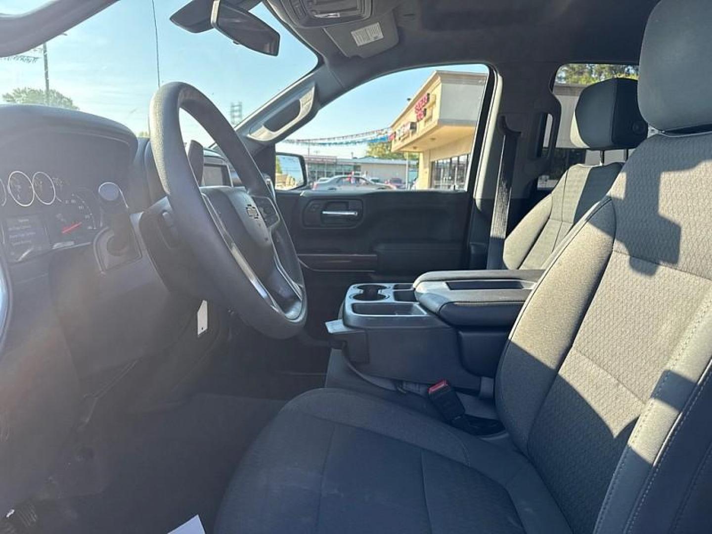 2020 BLACK /BLACK Chevrolet Silverado 1500 LT Double Cab 4WD (1GCRYDED0LZ) with an 5.3L V8 OHV 16V engine, 6A transmission, located at 3304 Woodville Road, Northwood, OH, 43619, (419) 210-8019, 41.612694, -83.480743 - Photo#9