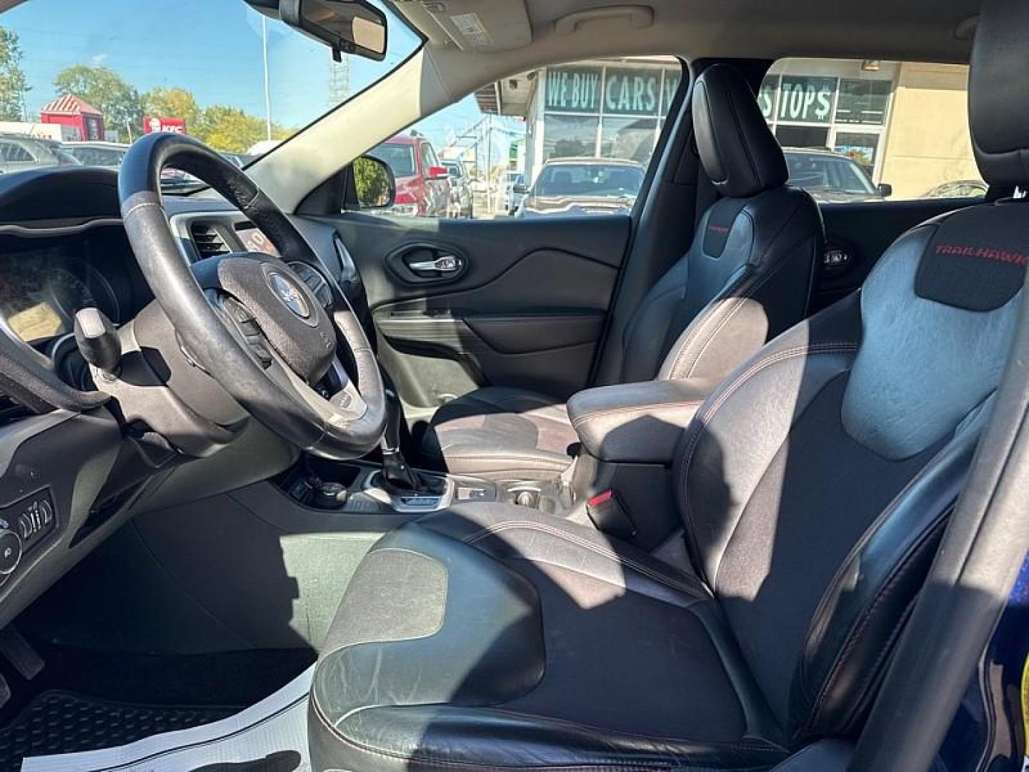 2015 BLUE /BLACK Jeep Cherokee Trailhawk 4WD (1C4PJMBB5FW) with an 2.4L L4 DOHC 16V engine, 9-Speed Automatic transmission, located at 3304 Woodville Road, Northwood, OH, 43619, (419) 210-8019, 41.612694, -83.480743 - Your #1 Destination for Auto Loans and mdash;No Matter Your Credit!At our dealership, we believe everyone deserves the opportunity to drive their dream car and mdash;whether you have good credit, bad credit, or no credit at all. With a wide selection of hundreds of cars, trucks, and SUVs, you'll fin - Photo#9