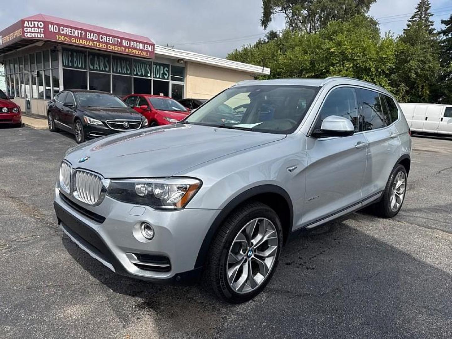 2017 SILVER /BLACK BMW X3 xDrive28i (5UXWX9C38H0) with an 2.0L L4 DOHC 16V engine, 8A transmission, located at 3304 Woodville Road, Northwood, OH, 43619, (419) 210-8019, 41.612694, -83.480743 - Your #1 Destination for Auto Loans and mdash;No Matter Your Credit!At our dealership, we believe everyone deserves the opportunity to drive their dream car and mdash;whether you have good credit, bad credit, or no credit at all. With a wide selection of hundreds of cars, trucks, and SUVs, you'll fin - Photo#0