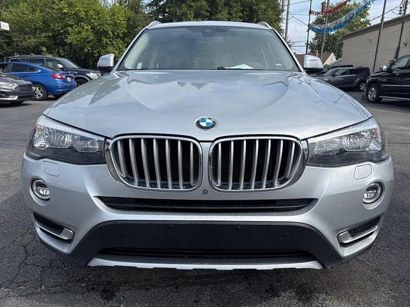 2017 SILVER /BLACK BMW X3 xDrive28i (5UXWX9C38H0) with an 2.0L L4 DOHC 16V engine, 8A transmission, located at 3304 Woodville Road, Northwood, OH, 43619, (419) 210-8019, 41.612694, -83.480743 - Your #1 Destination for Auto Loans and mdash;No Matter Your Credit!At our dealership, we believe everyone deserves the opportunity to drive their dream car and mdash;whether you have good credit, bad credit, or no credit at all. With a wide selection of hundreds of cars, trucks, and SUVs, you'll fin - Photo#7