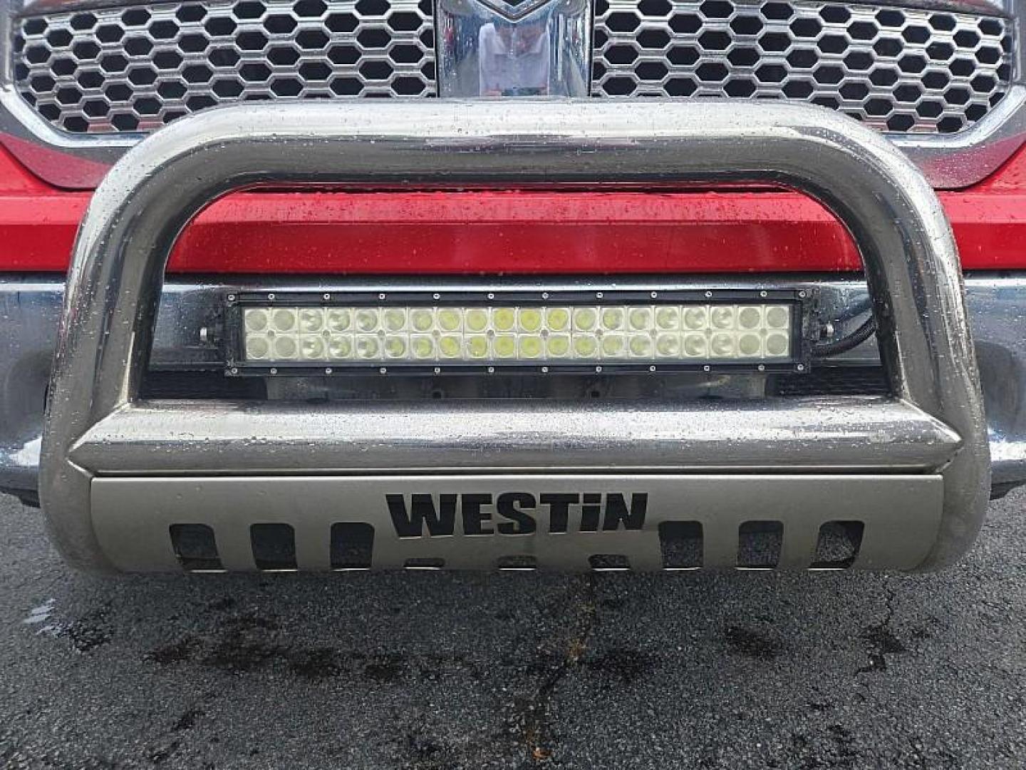 2014 RED /GRAY RAM 1500 Tradesman Quad Cab 4WD (1C6RR7FT3ES) with an 5.7L V8 OHV 16V engine, 6-Speed Automatic transmission, located at 3304 Woodville Road, Northwood, OH, 43619, (419) 210-8019, 41.612694, -83.480743 - Your #1 Destination for Auto Loans and mdash;No Matter Your Credit!At our dealership, we believe everyone deserves the opportunity to drive their dream car and mdash;whether you have good credit, bad credit, or no credit at all. With a wide selection of hundreds of cars, trucks, and SUVs, you'll fin - Photo#17