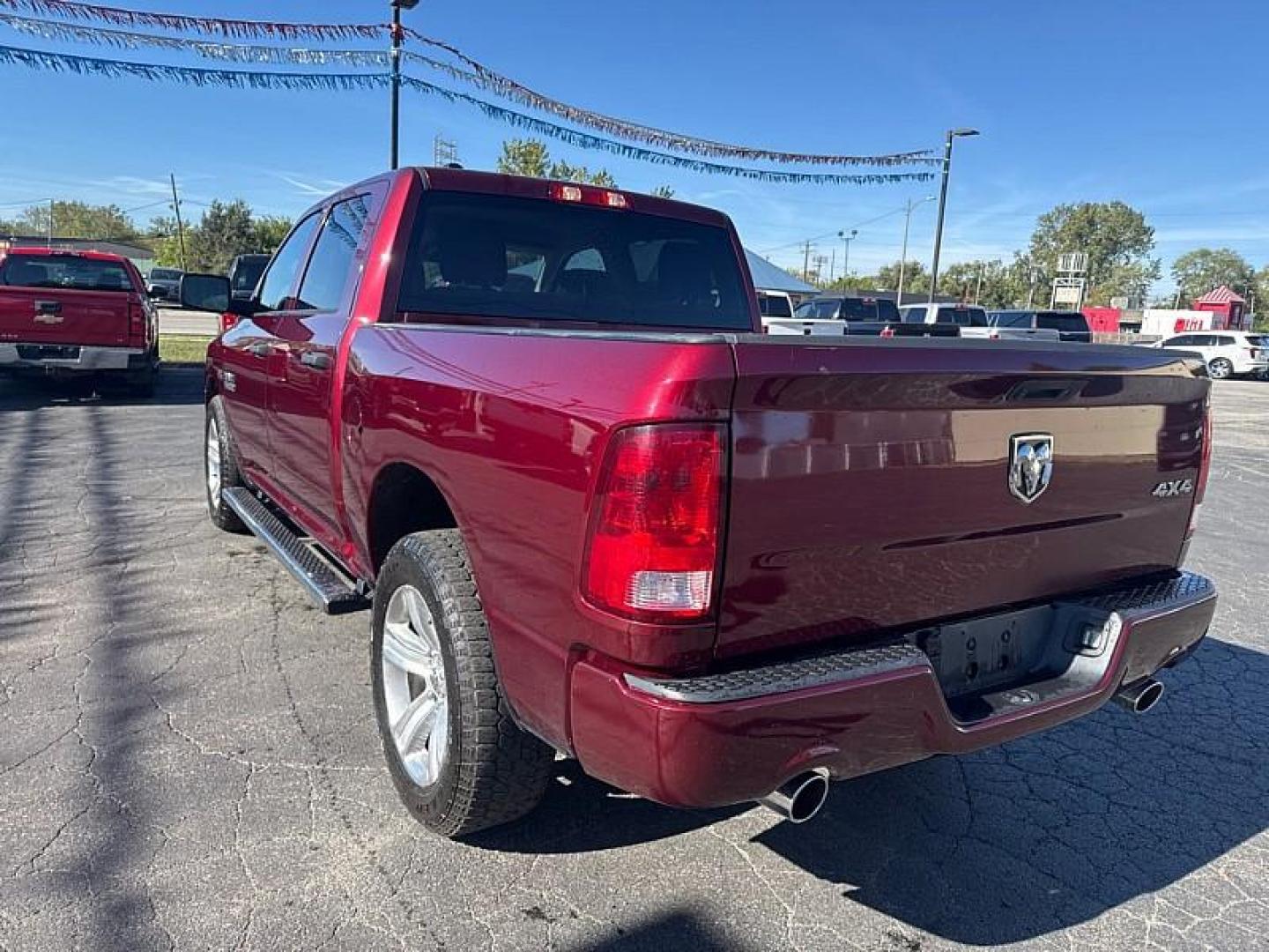 2018 RED /BLACK RAM 1500 Tradesman Crew Cab SWB 4WD (1C6RR7KT7JS) with an 5.7L V8 OHV 16V engine, 8A transmission, located at 3304 Woodville Road, Northwood, OH, 43619, (419) 210-8019, 41.612694, -83.480743 - Your #1 Destination for Auto Loans and mdash;No Matter Your Credit!At our dealership, we believe everyone deserves the opportunity to drive their dream car and mdash;whether you have good credit, bad credit, or no credit at all. With a wide selection of hundreds of cars, trucks, and SUVs, you'll fin - Photo#2