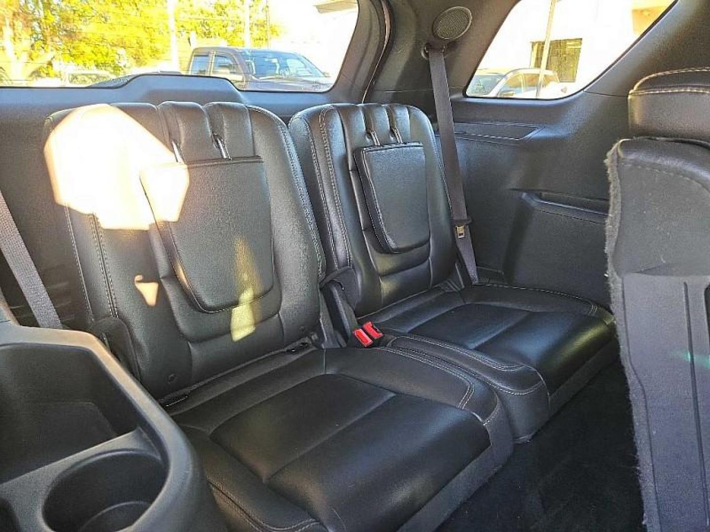 2013 WHITE /BLACK Ford Explorer Sport 4WD (1FM5K8GT0DG) with an 3.5L V6 DOHC 24V engine, 6-Speed Automatic transmission, located at 3304 Woodville Road, Northwood, OH, 43619, (419) 210-8019, 41.612694, -83.480743 - Your #1 Destination for Auto Loans and mdash;No Matter Your Credit!At our dealership, we believe everyone deserves the opportunity to drive their dream car and mdash;whether you have good credit, bad credit, or no credit at all. With a wide selection of hundreds of cars, trucks, and SUVs, you'll fin - Photo#16