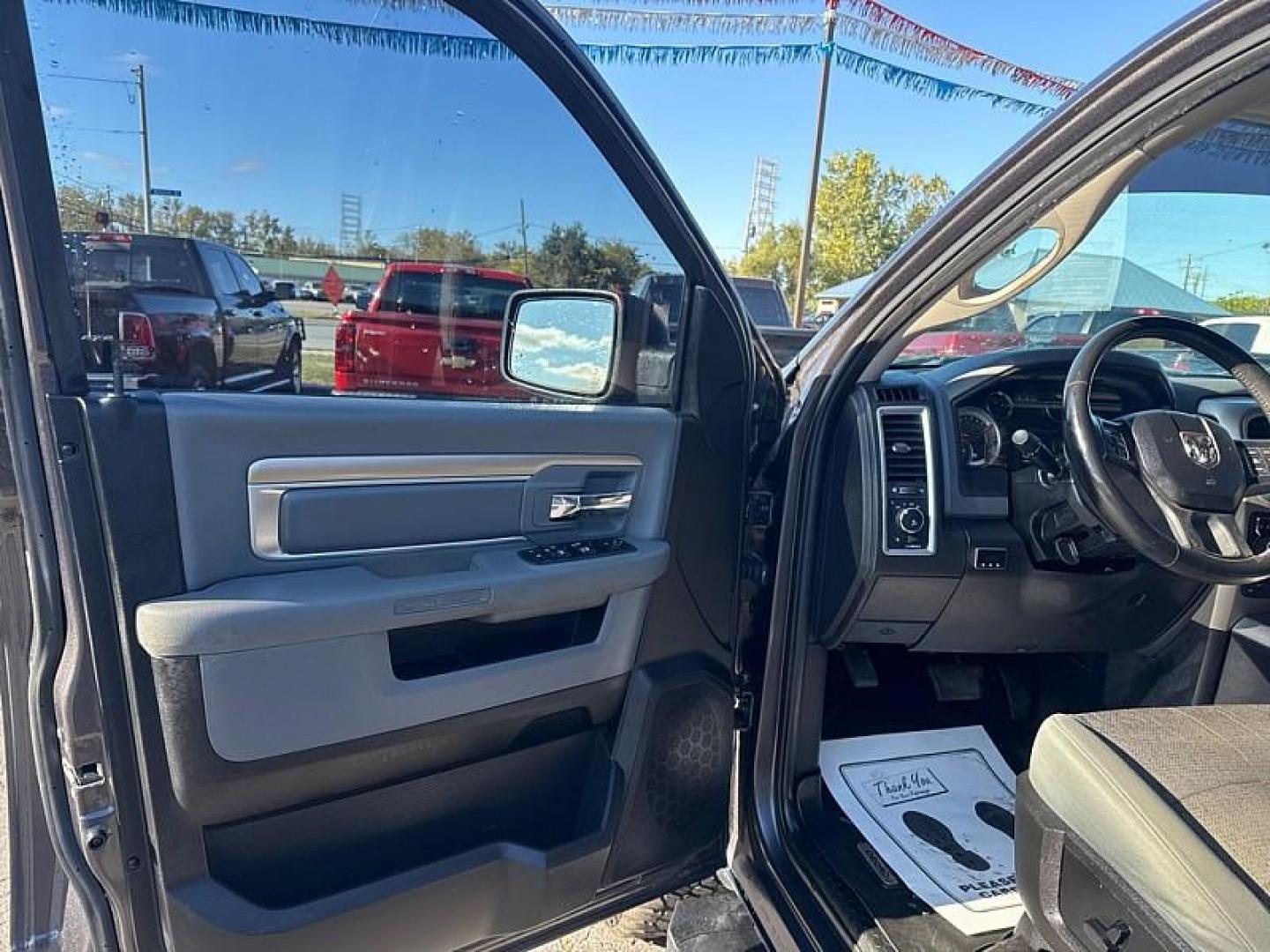 2016 GRAY /GRAY RAM 1500 SLT Crew Cab SWB 4WD (1C6RR7LG4GS) with an 3.6L V6 DOHC 24V FFV engine, 6A transmission, located at 3304 Woodville Road, Northwood, OH, 43619, (419) 210-8019, 41.612694, -83.480743 - Your #1 Destination for Auto Loans and mdash;No Matter Your Credit!At our dealership, we believe everyone deserves the opportunity to drive their dream car and mdash;whether you have good credit, bad credit, or no credit at all. With a wide selection of hundreds of cars, trucks, and SUVs, you'll fin - Photo#8