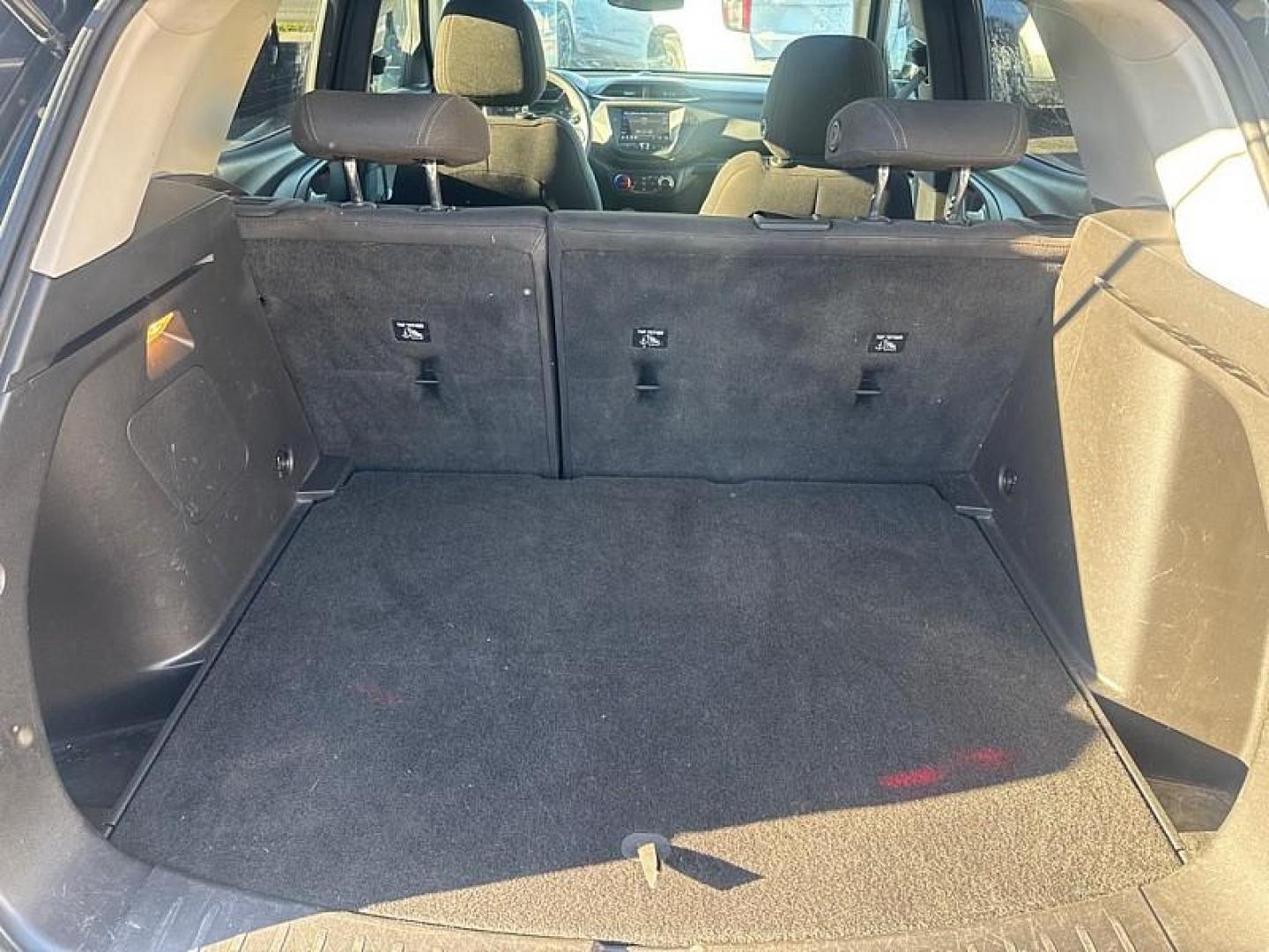 2021 BLACK /BLACK Chevrolet Trailblazer LT (KL79MPS24MB) with an 1.2L L3 DOHC 12V engine, 9A transmission, located at 3304 Woodville Road, Northwood, OH, 43619, (419) 210-8019, 41.612694, -83.480743 - Photo#12