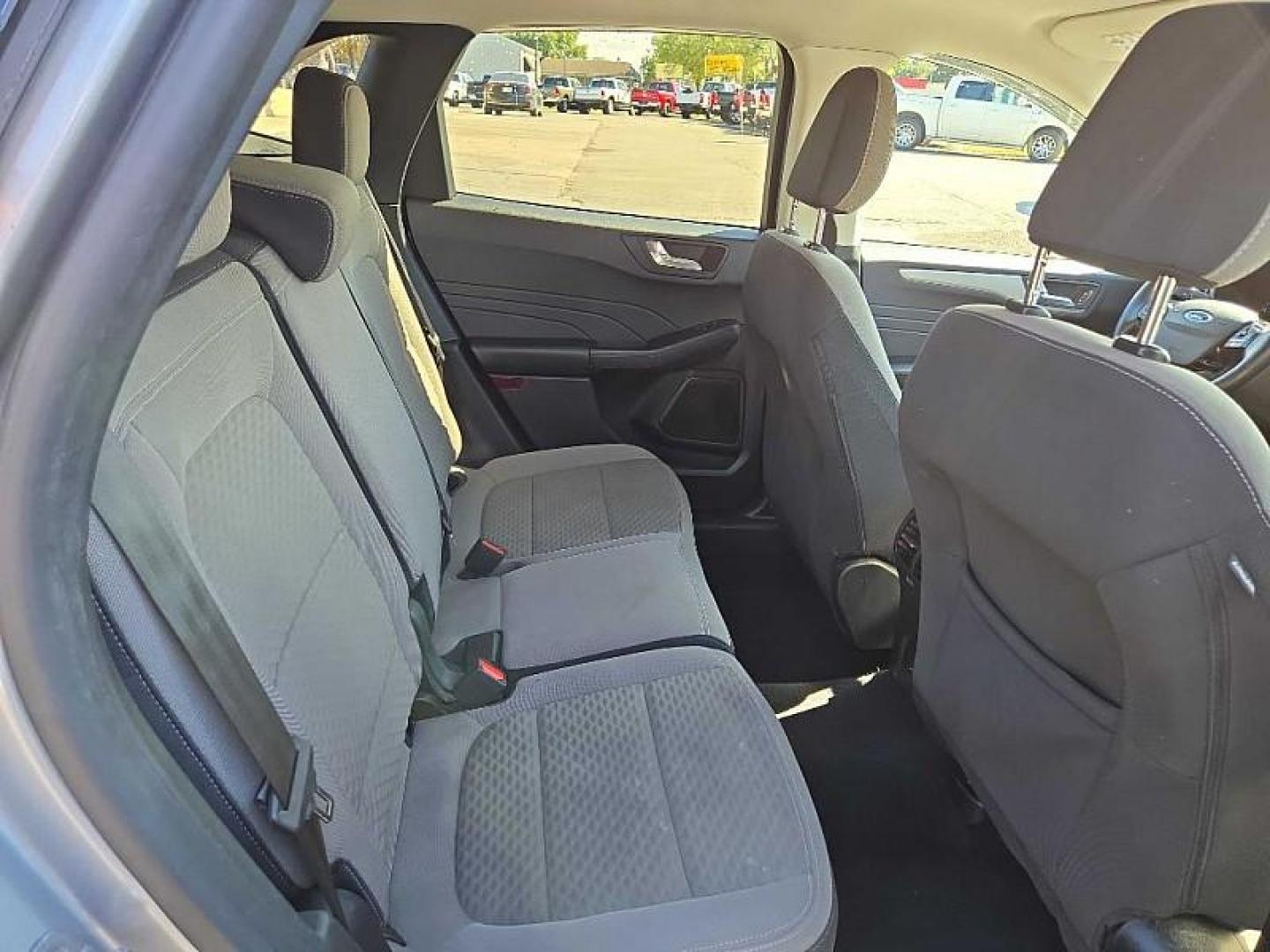 2021 SILVER /BLACK Ford Escape SE (1FMCU0G63MU) with an 1.5L L3 engine, 6A transmission, located at 3304 Woodville Road, Northwood, OH, 43619, (419) 210-8019, 41.612694, -83.480743 - Your #1 Destination for Auto Loans and mdash;No Matter Your Credit!At our dealership, we believe everyone deserves the opportunity to drive their dream car and mdash;whether you have good credit, bad credit, or no credit at all. With a wide selection of hundreds of cars, trucks, and SUVs, you'll fin - Photo#14