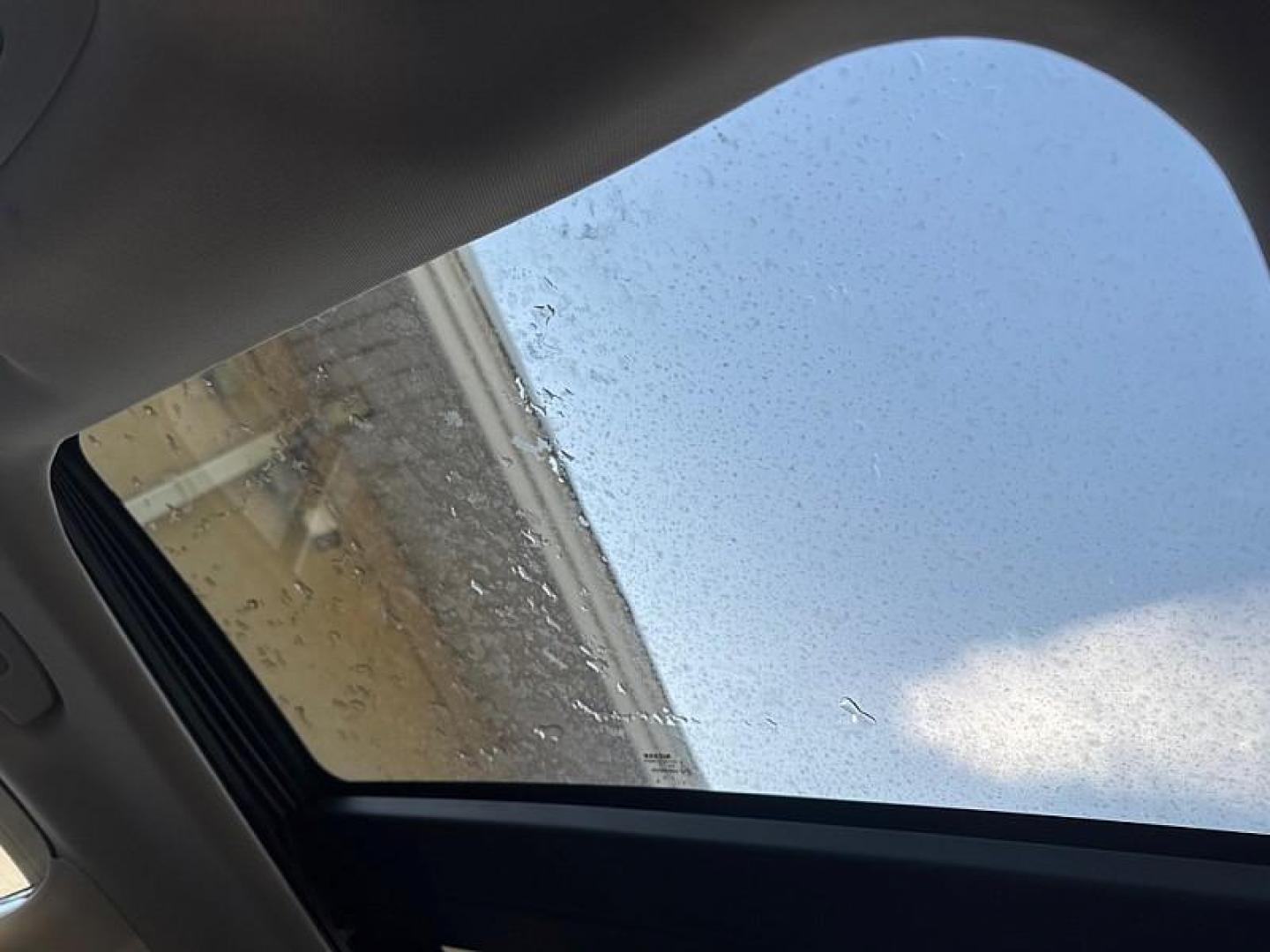 2017 GRAY /BLACK Nissan Murano Platinum AWD (5N1AZ2MH2HN) with an 3.5L V6 DOHC 24V engine, CVT transmission, located at 3304 Woodville Road, Northwood, OH, 43619, (419) 210-8019, 41.612694, -83.480743 - Your #1 Destination for Auto Loans and mdash;No Matter Your Credit!At our dealership, we believe everyone deserves the opportunity to drive their dream car and mdash;whether you have good credit, bad credit, or no credit at all. With a wide selection of hundreds of cars, trucks, and SUVs, you'll fin - Photo#22