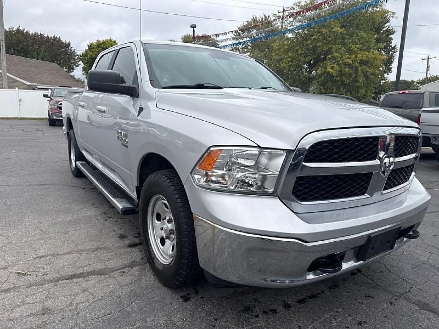 2019 SILVER /BLACK RAM 1500 Classic Tradesman Crew Cab SWB 2WD (1C6RR6LG2KS) with an 3.6L V6 DOHC 24V FFV engine, 8A transmission, located at 3304 Woodville Road, Northwood, OH, 43619, (419) 210-8019, 41.612694, -83.480743 - Your #1 Destination for Auto Loans and mdash;No Matter Your Credit!At our dealership, we believe everyone deserves the opportunity to drive their dream car and mdash;whether you have good credit, bad credit, or no credit at all. With a wide selection of hundreds of cars, trucks, and SUVs, you'll fin - Photo#6