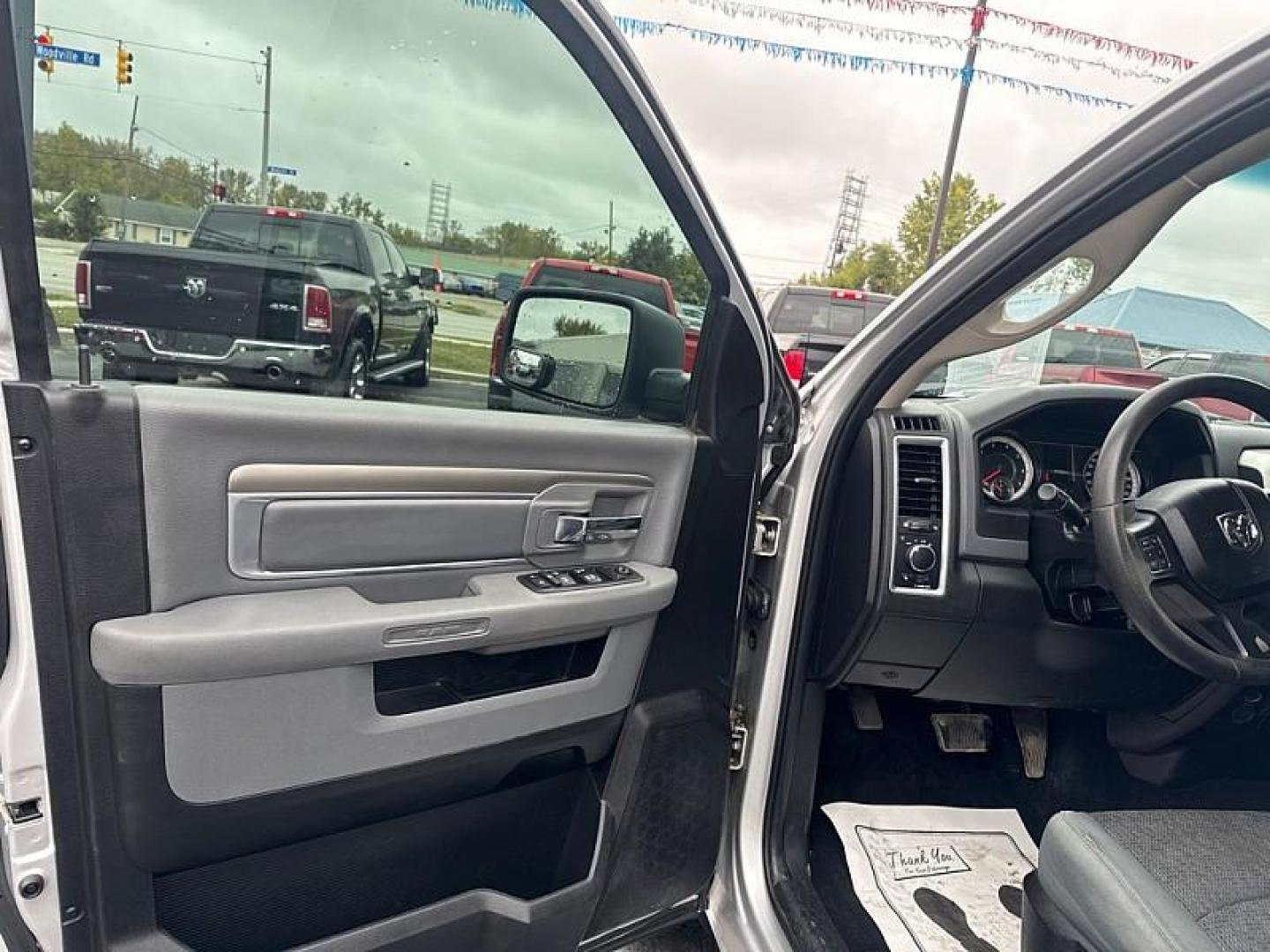 2019 SILVER /BLACK RAM 1500 Classic Tradesman Crew Cab SWB 2WD (1C6RR6LG2KS) with an 3.6L V6 DOHC 24V FFV engine, 8A transmission, located at 3304 Woodville Road, Northwood, OH, 43619, (419) 210-8019, 41.612694, -83.480743 - Your #1 Destination for Auto Loans and mdash;No Matter Your Credit!At our dealership, we believe everyone deserves the opportunity to drive their dream car and mdash;whether you have good credit, bad credit, or no credit at all. With a wide selection of hundreds of cars, trucks, and SUVs, you'll fin - Photo#8