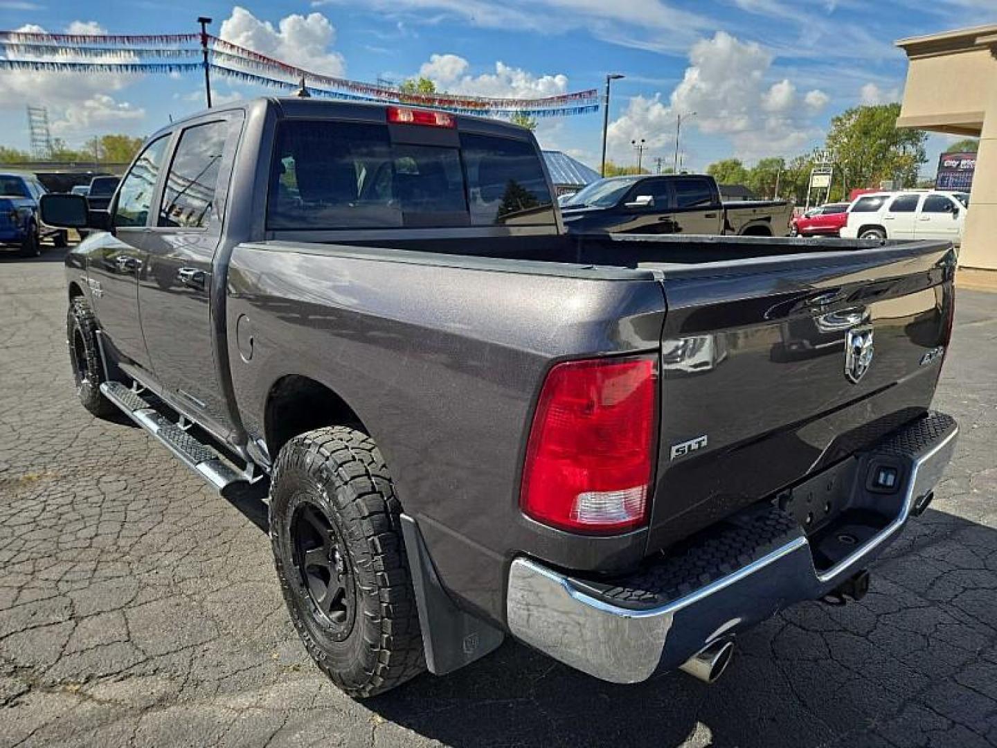 2018 GRAY /BLACK RAM 1500 SLT Crew Cab SWB 4WD (1C6RR7LM2JS) with an 3.0L V6 DIESEL engine, 8A transmission, located at 3304 Woodville Road, Northwood, OH, 43619, (419) 210-8019, 41.612694, -83.480743 - Your #1 Destination for Auto Loans and mdash;No Matter Your Credit!At our dealership, we believe everyone deserves the opportunity to drive their dream car and mdash;whether you have good credit, bad credit, or no credit at all. With a wide selection of hundreds of cars, trucks, and SUVs, you'll fin - Photo#2