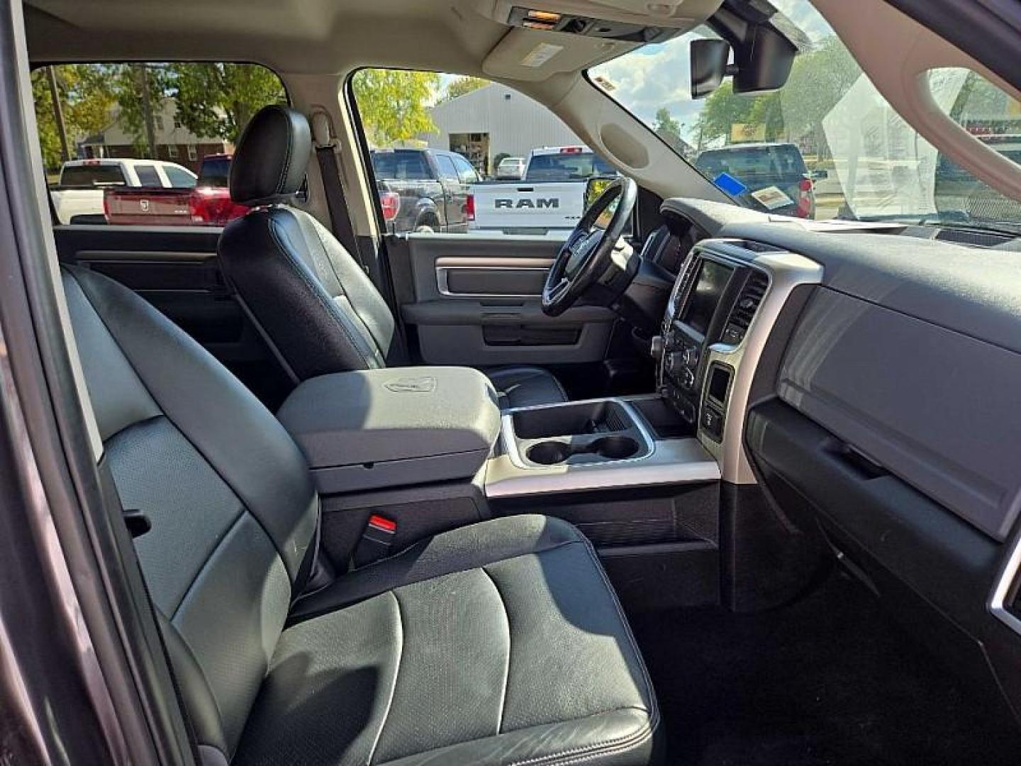 2018 GRAY /BLACK RAM 1500 SLT Crew Cab SWB 4WD (1C6RR7LM2JS) with an 3.0L V6 DIESEL engine, 8A transmission, located at 3304 Woodville Road, Northwood, OH, 43619, (419) 210-8019, 41.612694, -83.480743 - Your #1 Destination for Auto Loans and mdash;No Matter Your Credit!At our dealership, we believe everyone deserves the opportunity to drive their dream car and mdash;whether you have good credit, bad credit, or no credit at all. With a wide selection of hundreds of cars, trucks, and SUVs, you'll fin - Photo#16