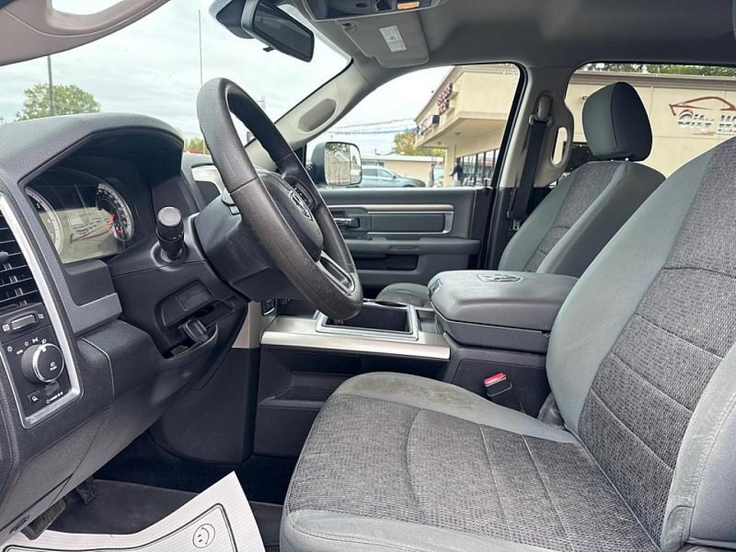 2015 BLUE /BLACK RAM 1500 SLT Crew Cab SWB 4WD (1C6RR7LT8FS) with an 5.7L V8 OHV 16V engine, 6-Speed Automatic transmission, located at 3304 Woodville Road, Northwood, OH, 43619, (419) 210-8019, 41.612694, -83.480743 - Your #1 Destination for Auto Loans and mdash;No Matter Your Credit!At our dealership, we believe everyone deserves the opportunity to drive their dream car and mdash;whether you have good credit, bad credit, or no credit at all. With a wide selection of hundreds of cars, trucks, and SUVs, you'll fin - Photo#9