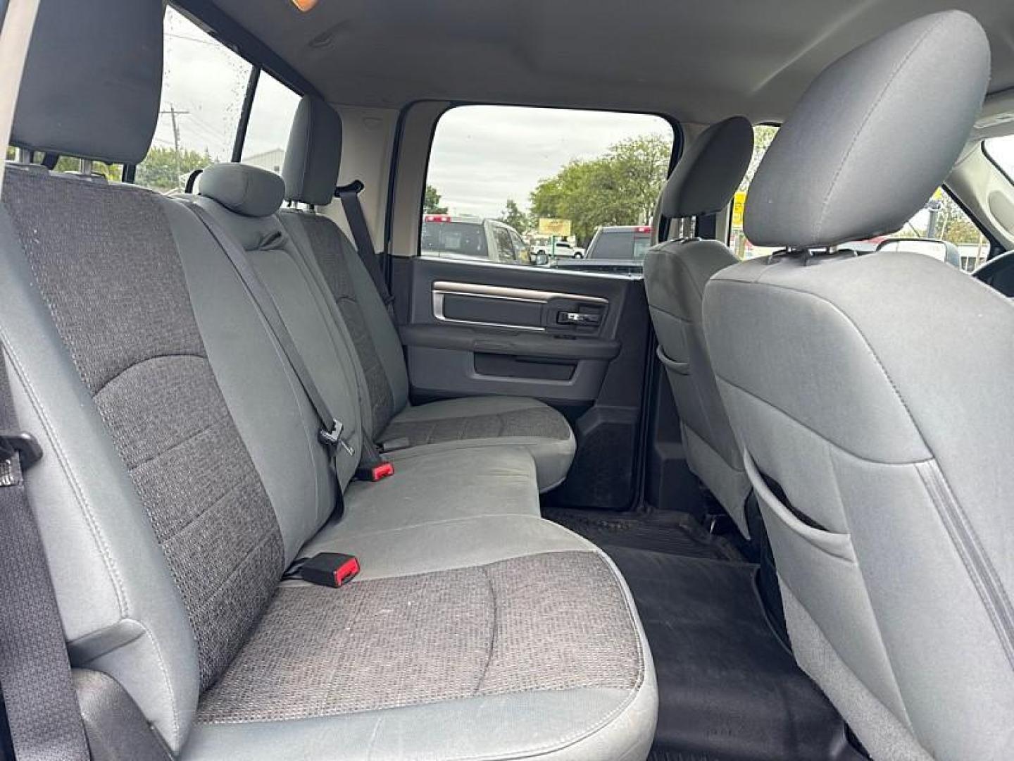 2015 BLUE /BLACK RAM 1500 SLT Crew Cab SWB 4WD (1C6RR7LT8FS) with an 5.7L V8 OHV 16V engine, 6-Speed Automatic transmission, located at 3304 Woodville Road, Northwood, OH, 43619, (419) 210-8019, 41.612694, -83.480743 - Your #1 Destination for Auto Loans and mdash;No Matter Your Credit!At our dealership, we believe everyone deserves the opportunity to drive their dream car and mdash;whether you have good credit, bad credit, or no credit at all. With a wide selection of hundreds of cars, trucks, and SUVs, you'll fin - Photo#13