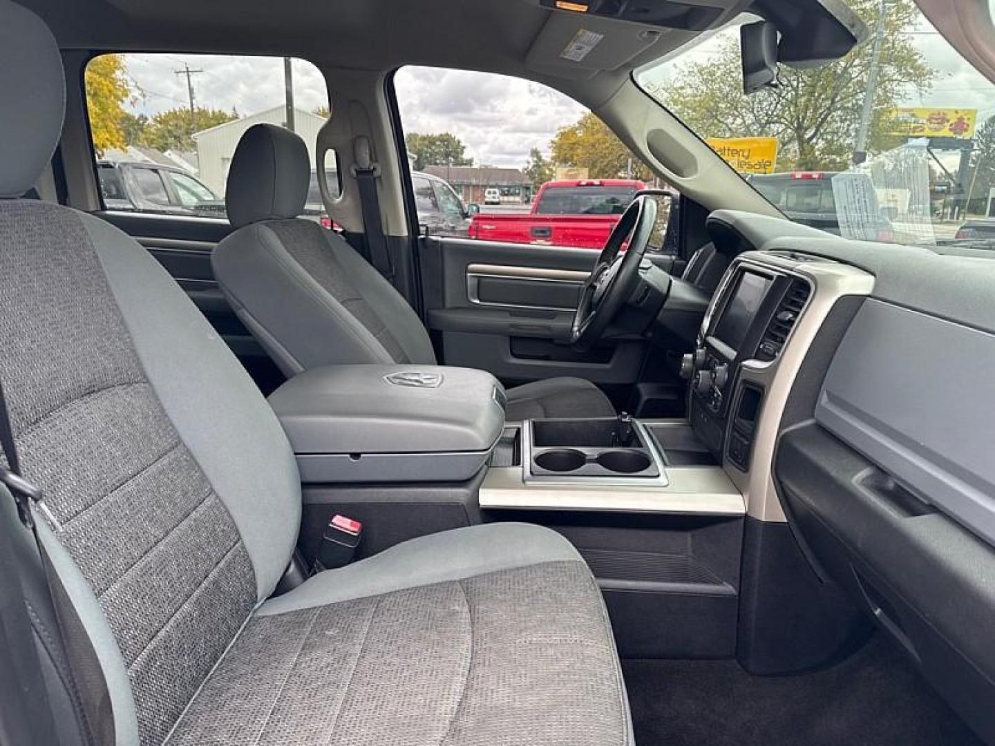 2014 BLUE /BLACK RAM 1500 SLT Crew Cab SWB 2WD (1C6RR6LG5ES) with an 3.6L V6 DOHC 24V FFV engine, 6-Speed Automatic transmission, located at 3304 Woodville Road, Northwood, OH, 43619, (419) 210-8019, 41.612694, -83.480743 - Your #1 Destination for Auto Loans and mdash;No Matter Your Credit!At our dealership, we believe everyone deserves the opportunity to drive their dream car and mdash;whether you have good credit, bad credit, or no credit at all. With a wide selection of hundreds of cars, trucks, and SUVs, you'll fin - Photo#17