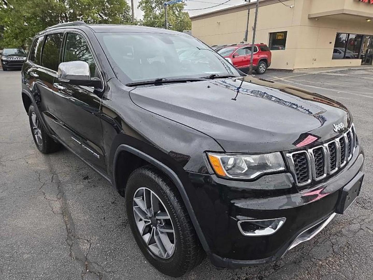 2019 BLACK /BLACK Jeep Grand Cherokee Limited 4WD (1C4RJFBG9KC) with an 3.6L V6 DOHC 24V engine, 8A transmission, located at 3304 Woodville Road, Northwood, OH, 43619, (419) 210-8019, 41.612694, -83.480743 - Your #1 Destination for Auto Loans and mdash;No Matter Your Credit!At our dealership, we believe everyone deserves the opportunity to drive their dream car and mdash;whether you have good credit, bad credit, or no credit at all. With a wide selection of hundreds of cars, trucks, and SUVs, you'll fin - Photo#6