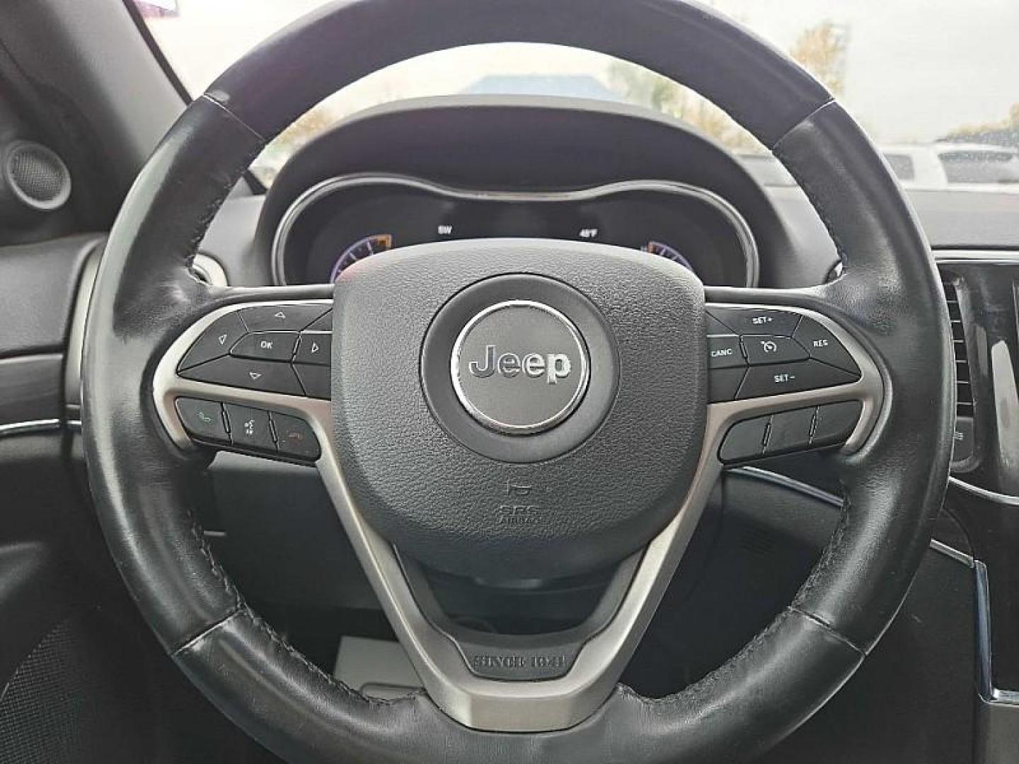 2019 BLACK /BLACK Jeep Grand Cherokee Limited 4WD (1C4RJFBG9KC) with an 3.6L V6 DOHC 24V engine, 8A transmission, located at 3304 Woodville Road, Northwood, OH, 43619, (419) 210-8019, 41.612694, -83.480743 - Your #1 Destination for Auto Loans and mdash;No Matter Your Credit!At our dealership, we believe everyone deserves the opportunity to drive their dream car and mdash;whether you have good credit, bad credit, or no credit at all. With a wide selection of hundreds of cars, trucks, and SUVs, you'll fin - Photo#19