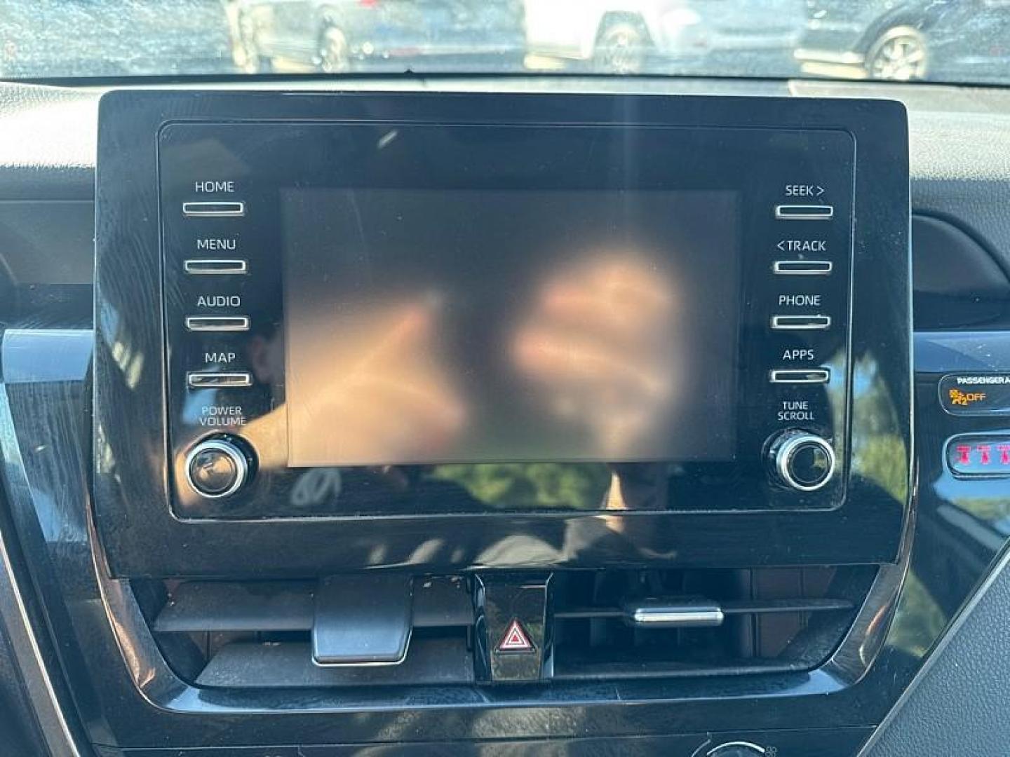 2021 WHITE /BLACK Toyota Camry SE (4T1G11AKXMU) with an 2.5L L4 DOHC 16V engine, 8A transmission, located at 3304 Woodville Road, Northwood, OH, 43619, (419) 210-8019, 41.612694, -83.480743 - Your #1 Destination for Auto Loans and mdash;No Matter Your Credit!At our dealership, we believe everyone deserves the opportunity to drive their dream car and mdash;whether you have good credit, bad credit, or no credit at all. With a wide selection of hundreds of cars, trucks, and SUVs, you'll fin - Photo#19