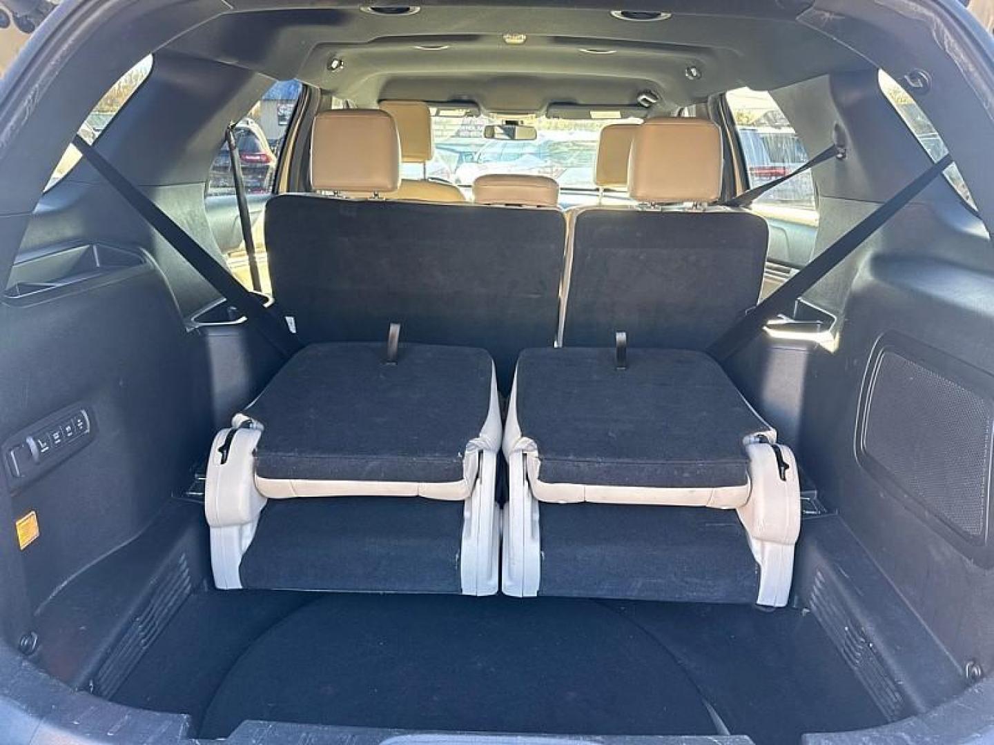 2018 TAN /BLACK Ford Explorer Limited 4WD (1FM5K8FH8JG) with an 2.3L L4 DOHC 16V engine, 6A transmission, located at 3304 Woodville Road, Northwood, OH, 43619, (419) 210-8019, 41.612694, -83.480743 - Photo#13