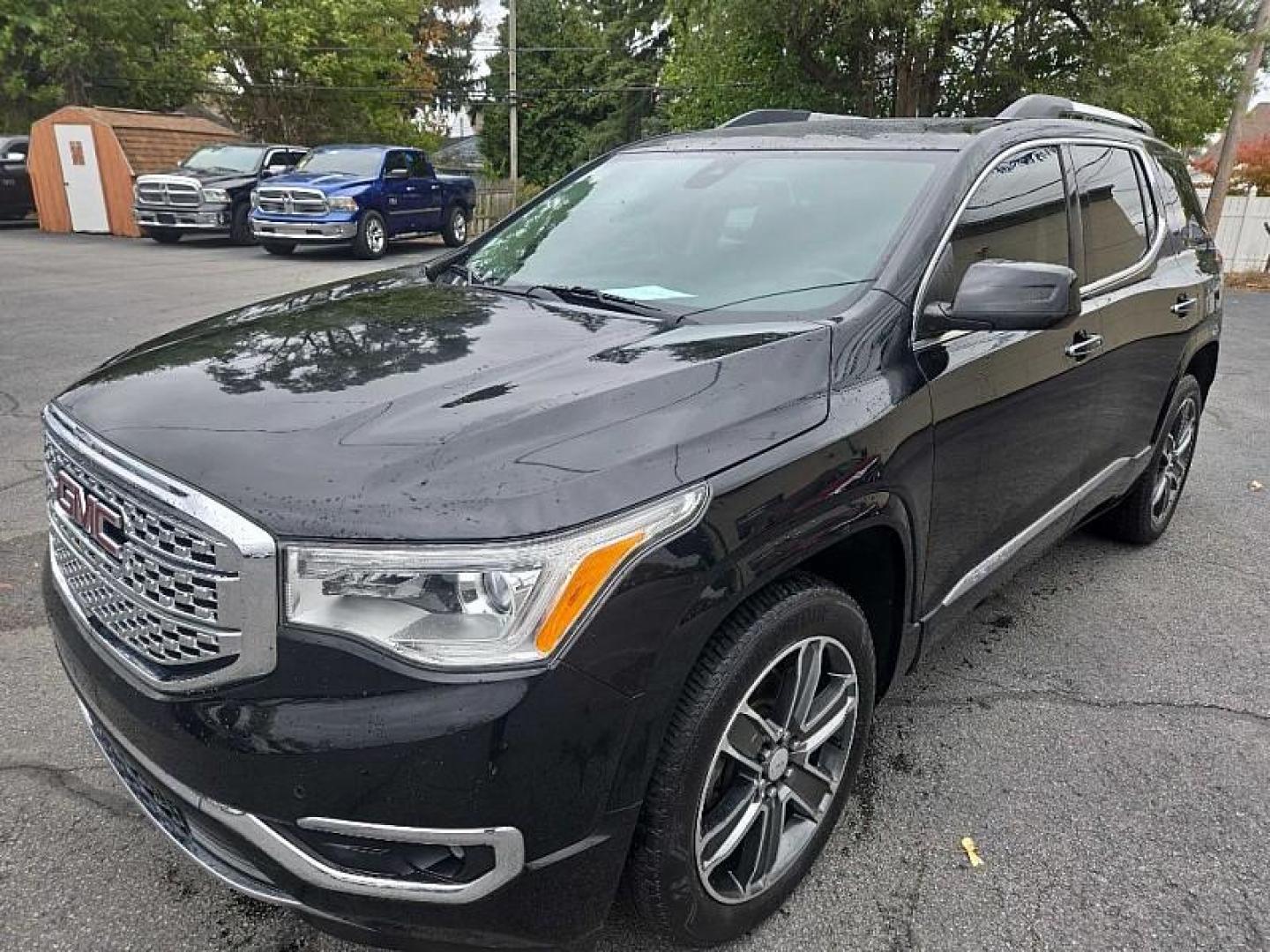 2019 BLACK /BLACK GMC Acadia Denali FWD (1GKKNPLS8KZ) with an 3.6L V6 DOHC 24V engine, 6A transmission, located at 3304 Woodville Road, Northwood, OH, 43619, (419) 210-8019, 41.612694, -83.480743 - Your #1 Destination for Auto Loans and mdash;No Matter Your Credit!At our dealership, we believe everyone deserves the opportunity to drive their dream car and mdash;whether you have good credit, bad credit, or no credit at all. With a wide selection of hundreds of cars, trucks, and SUVs, you'll fin - Photo#0