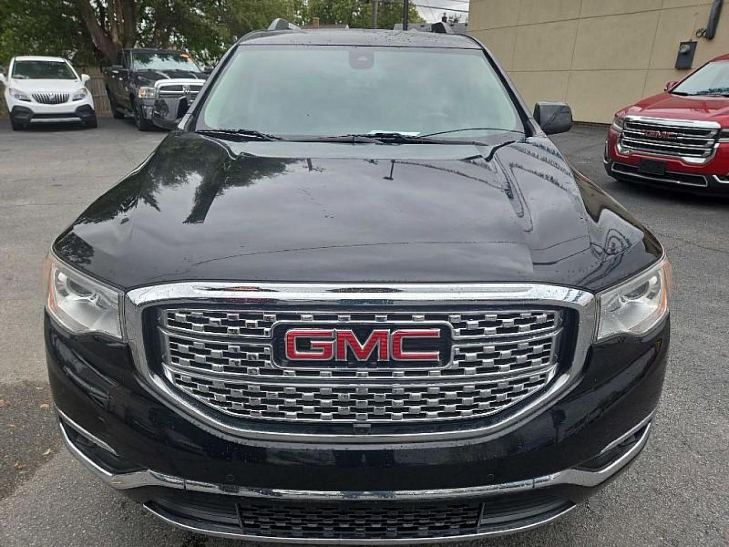 2019 BLACK /BLACK GMC Acadia Denali FWD (1GKKNPLS8KZ) with an 3.6L V6 DOHC 24V engine, 6A transmission, located at 3304 Woodville Road, Northwood, OH, 43619, (419) 210-8019, 41.612694, -83.480743 - Your #1 Destination for Auto Loans and mdash;No Matter Your Credit!At our dealership, we believe everyone deserves the opportunity to drive their dream car and mdash;whether you have good credit, bad credit, or no credit at all. With a wide selection of hundreds of cars, trucks, and SUVs, you'll fin - Photo#7