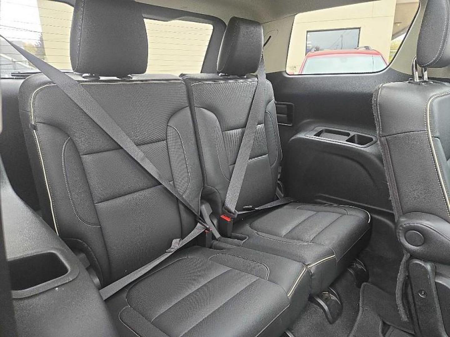 2019 BLACK /BLACK GMC Acadia Denali FWD (1GKKNPLS8KZ) with an 3.6L V6 DOHC 24V engine, 6A transmission, located at 3304 Woodville Road, Northwood, OH, 43619, (419) 210-8019, 41.612694, -83.480743 - Your #1 Destination for Auto Loans and mdash;No Matter Your Credit!At our dealership, we believe everyone deserves the opportunity to drive their dream car and mdash;whether you have good credit, bad credit, or no credit at all. With a wide selection of hundreds of cars, trucks, and SUVs, you'll fin - Photo#16