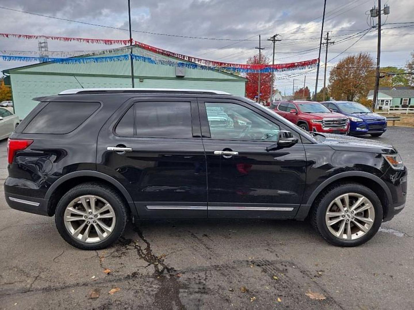 2018 BLACK /BLACK Ford Explorer Limited 4WD (1FM5K8FH7JG) with an 2.3L L4 DOHC 16V engine, 6A transmission, located at 3304 Woodville Road, Northwood, OH, 43619, (419) 210-8019, 41.612694, -83.480743 - Your #1 Destination for Auto Loans and mdash;No Matter Your Credit!At our dealership, we believe everyone deserves the opportunity to drive their dream car and mdash;whether you have good credit, bad credit, or no credit at all. With a wide selection of hundreds of cars, trucks, and SUVs, you'll fin - Photo#5