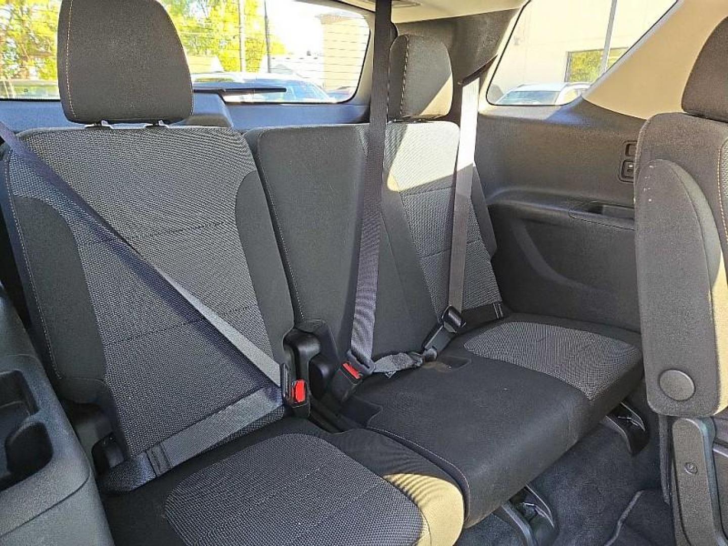 2021 BLACK /BLACK Chevrolet Traverse LT Cloth AWD (1GNEVGKW7MJ) with an 3.6L V6 DOHC 24V engine, 9A transmission, located at 3304 Woodville Road, Northwood, OH, 43619, (419) 210-8019, 41.612694, -83.480743 - Photo#16