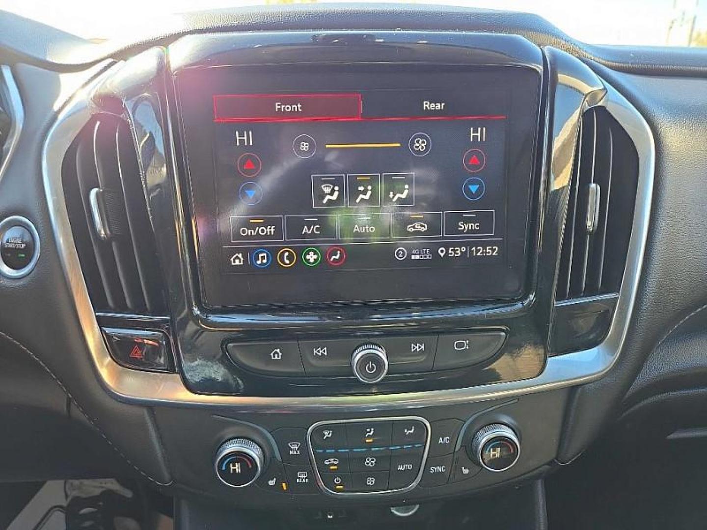 2021 BLACK /BLACK Chevrolet Traverse LT Cloth AWD (1GNEVGKW7MJ) with an 3.6L V6 DOHC 24V engine, 9A transmission, located at 3304 Woodville Road, Northwood, OH, 43619, (419) 210-8019, 41.612694, -83.480743 - Photo#22