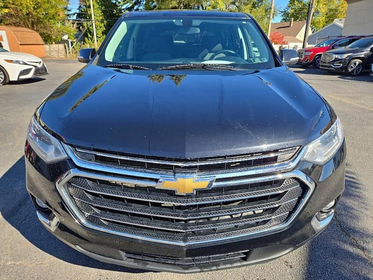 2021 BLACK /BLACK Chevrolet Traverse LT Cloth AWD (1GNEVGKW7MJ) with an 3.6L V6 DOHC 24V engine, 9A transmission, located at 3304 Woodville Road, Northwood, OH, 43619, (419) 210-8019, 41.612694, -83.480743 - Photo#28