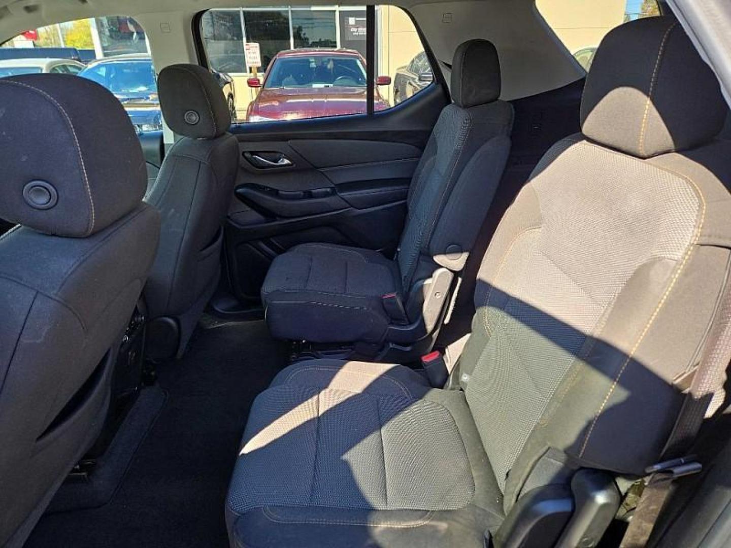 2021 BLACK /BLACK Chevrolet Traverse LT Cloth AWD (1GNEVGKW7MJ) with an 3.6L V6 DOHC 24V engine, 9A transmission, located at 3304 Woodville Road, Northwood, OH, 43619, (419) 210-8019, 41.612694, -83.480743 - Photo#32