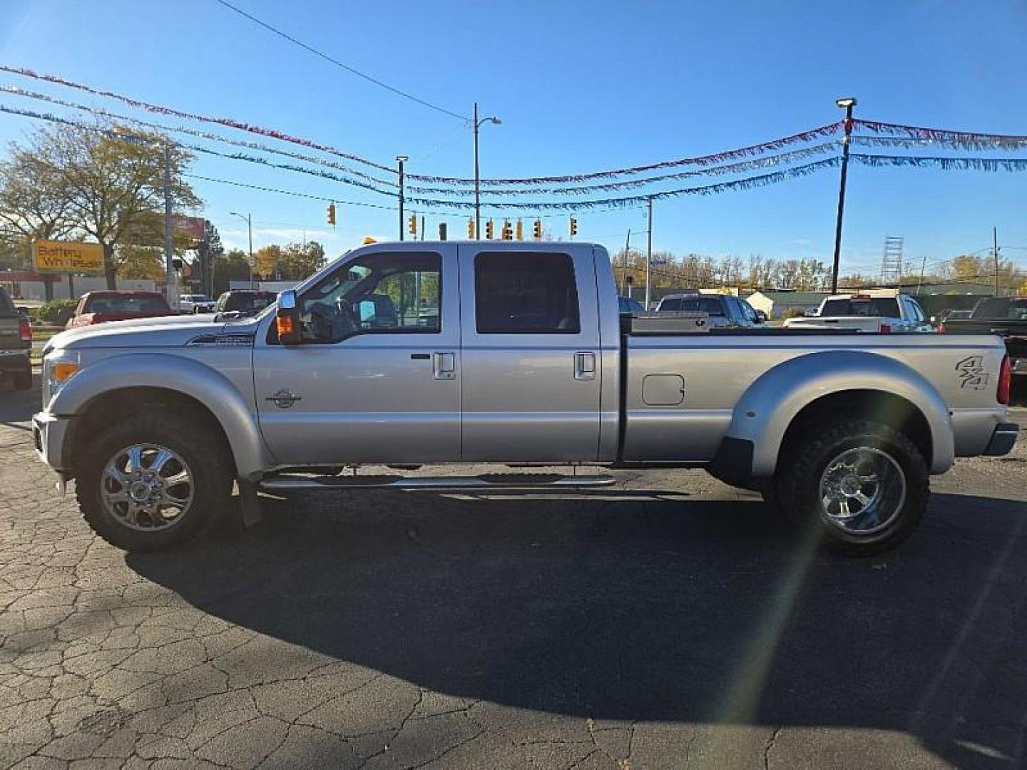 2015 SILVER /BLACK Ford F-350 SD King Ranch Crew Cab Long Bed DRW 4WD (1FT8W3DT0FE) with an 6.7L V8 OHV 16V DIESEL engine, 6-Speed Automatic transmission, located at 3304 Woodville Road, Northwood, OH, 43619, (419) 210-8019, 41.612694, -83.480743 - Photo#1