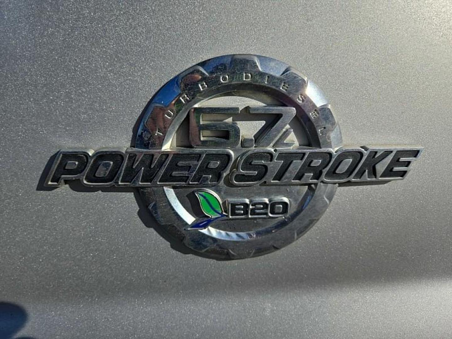 2015 SILVER /BLACK Ford F-350 SD King Ranch Crew Cab Long Bed DRW 4WD (1FT8W3DT0FE) with an 6.7L V8 OHV 16V DIESEL engine, 6-Speed Automatic transmission, located at 3304 Woodville Road, Northwood, OH, 43619, (419) 210-8019, 41.612694, -83.480743 - Photo#17