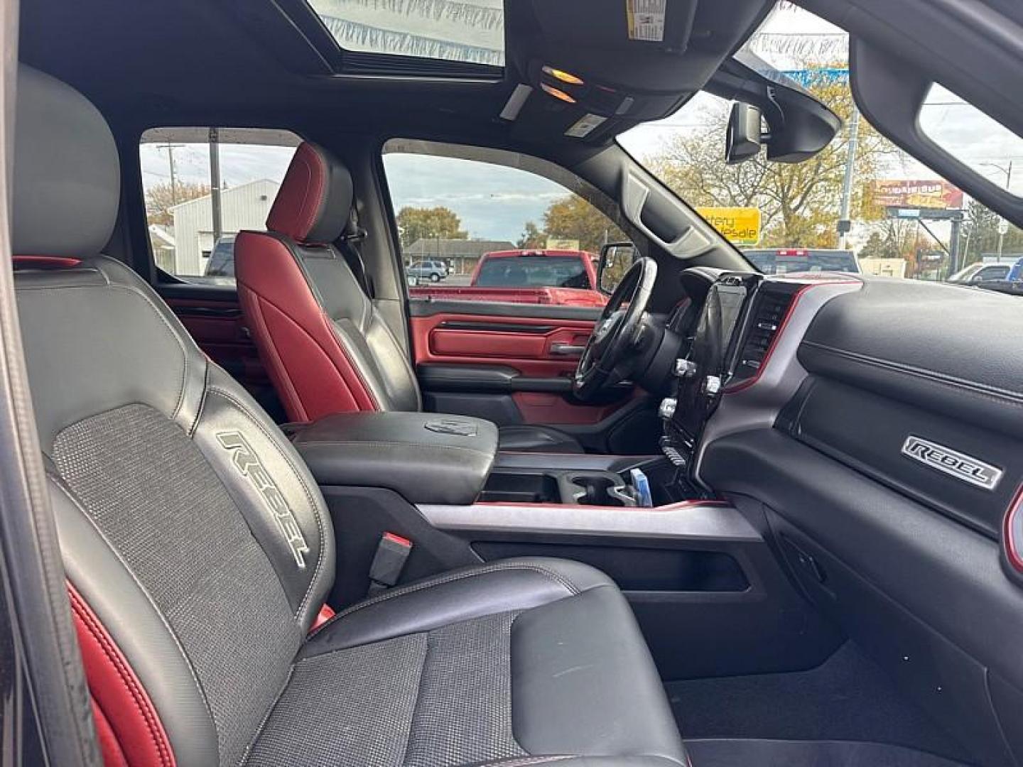 2019 GRAY /BLACK RAM 1500 Rebel Quad Cab 4WD (1C6SRFET0KN) with an 3.6L V6 FFV engine, 8A transmission, located at 3304 Woodville Road, Northwood, OH, 43619, (419) 210-8019, 41.612694, -83.480743 - Your #1 Destination for Auto Loans and mdash;No Matter Your Credit!At our dealership, we believe everyone deserves the opportunity to drive their dream car and mdash;whether you have good credit, bad credit, or no credit at all. With a wide selection of hundreds of cars, trucks, and SUVs, you'll fin - Photo#17