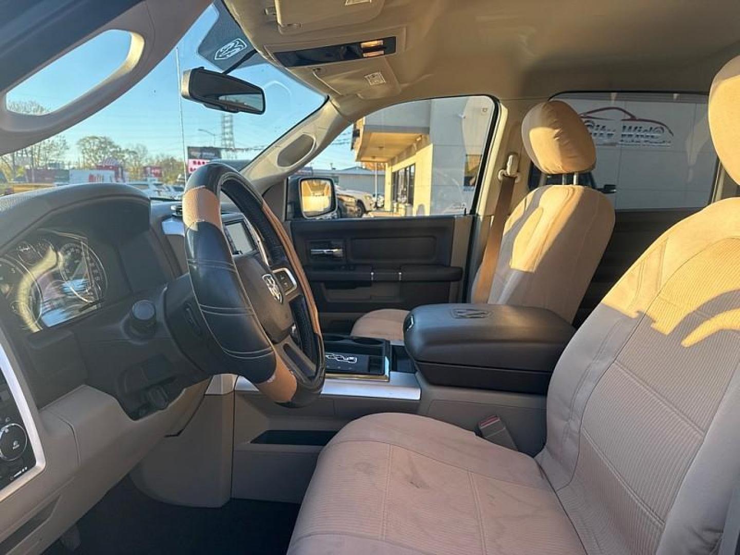 2010 BLACK /BLACK Dodge Ram 1500 Laramie Crew Cab 4WD (1D7RV1CTXAS) with an 5.7L V8 OHV 16V engine, 5-Speed Automatic transmission, located at 3304 Woodville Road, Northwood, OH, 43619, (419) 210-8019, 41.612694, -83.480743 - Photo#9