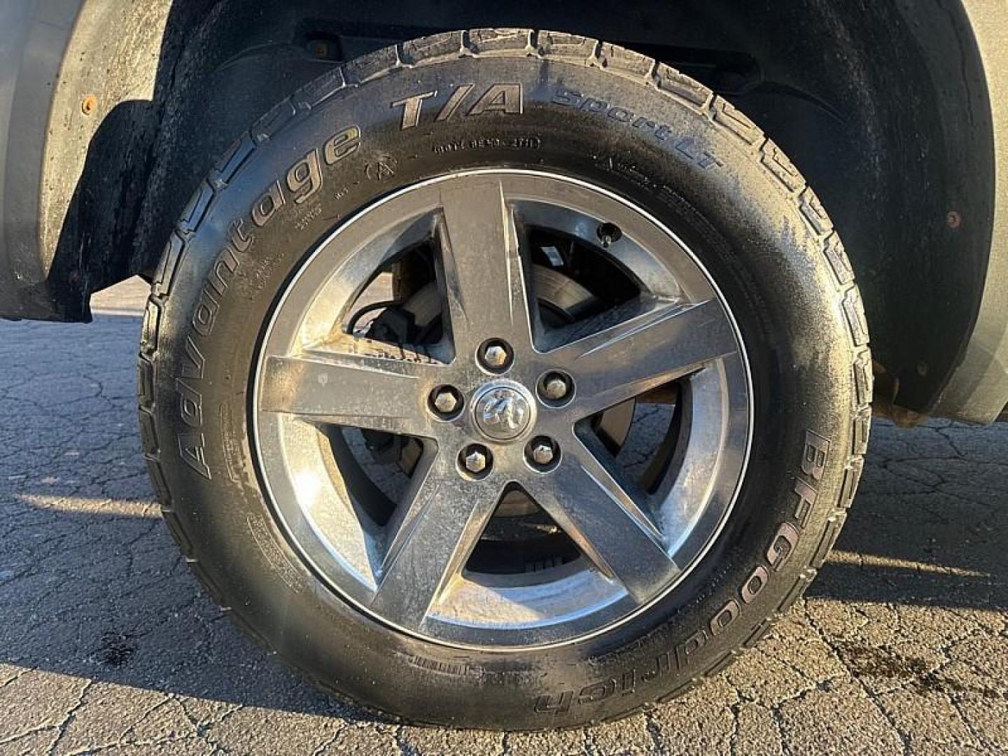 2010 BLACK /BLACK Dodge Ram 1500 Laramie Crew Cab 4WD (1D7RV1CTXAS) with an 5.7L V8 OHV 16V engine, 5-Speed Automatic transmission, located at 3304 Woodville Road, Northwood, OH, 43619, (419) 210-8019, 41.612694, -83.480743 - Photo#16