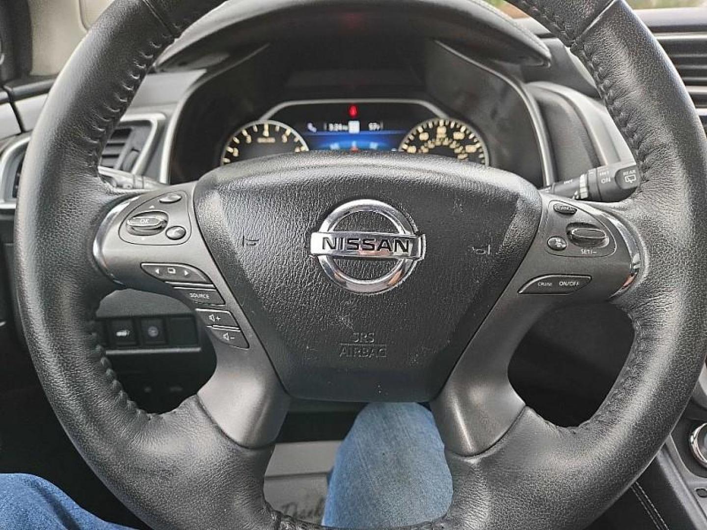 2020 BLUE /BLACK Nissan Murano SL AWD (5N1AZ2CS9LN) with an 3.5L V6 DOHC 24V engine, CVT transmission, located at 3304 Woodville Road, Northwood, OH, 43619, (419) 210-8019, 41.612694, -83.480743 - Your #1 Destination for Auto Loans and mdash;No Matter Your Credit!At our dealership, we believe everyone deserves the opportunity to drive their dream car and mdash;whether you have good credit, bad credit, or no credit at all. With a wide selection of hundreds of cars, trucks, and SUVs, you'll fin - Photo#19