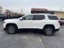 2020 WHITE /BLACK GMC Acadia SLE-1 AWD (1GKKNRLS1LZ) with an 3.6L V6 DOHC 24V engine, 6A transmission, located at 3304 Woodville Road, Northwood, OH, 43619, (419) 210-8019, 41.612694, -83.480743 - Photo#1