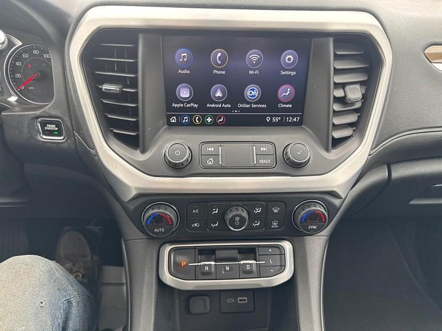 2020 WHITE /BLACK GMC Acadia SLE-1 AWD (1GKKNRLS1LZ) with an 3.6L V6 DOHC 24V engine, 6A transmission, located at 3304 Woodville Road, Northwood, OH, 43619, (419) 210-8019, 41.612694, -83.480743 - Photo#22