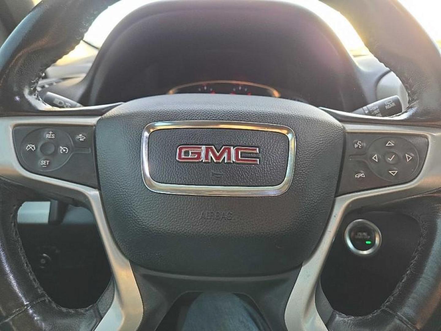 2020 GRAY /BLACK GMC Terrain SLE (3GKALMEV8LL) with an 1.4L L4 DOHC 16V TURBO engine, 6A transmission, located at 3304 Woodville Road, Northwood, OH, 43619, (419) 210-8019, 41.612694, -83.480743 - Your #1 Destination for Auto Loans and mdash;No Matter Your Credit!At our dealership, we believe everyone deserves the opportunity to drive their dream car and mdash;whether you have good credit, bad credit, or no credit at all. With a wide selection of hundreds of cars, trucks, and SUVs, you'll fin - Photo#37