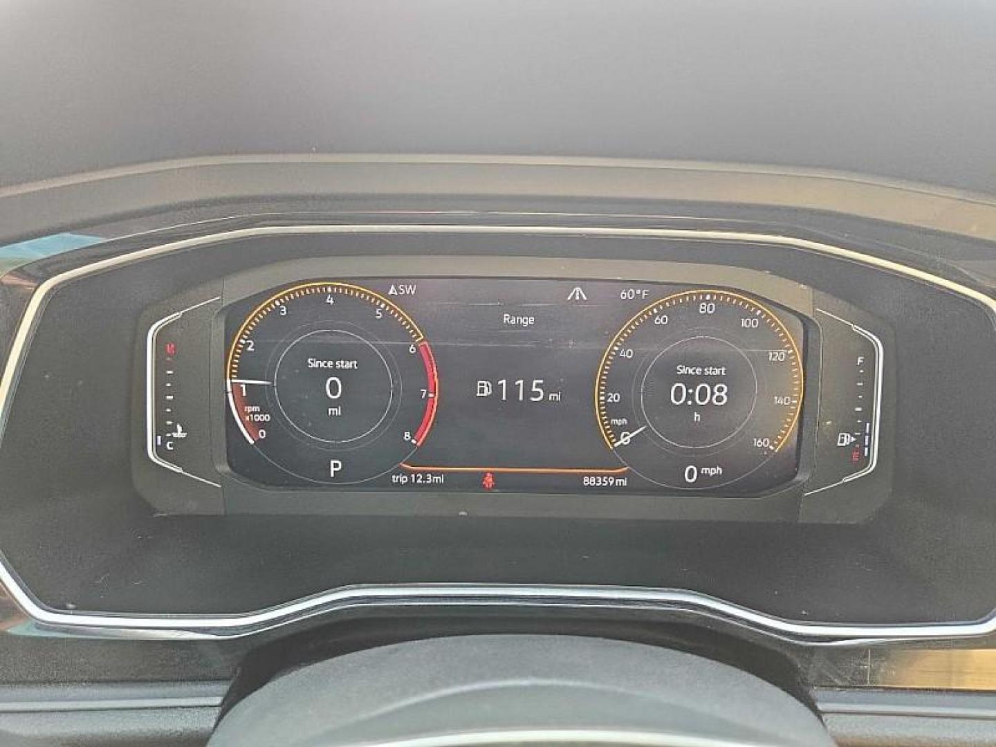 2019 WHITE /BLACK Volkswagen Jetta 1.4T SEL 8A (3VWE57BU0KM) with an 1.4L L4 DOHC 20V engine, 8A transmission, located at 3304 Woodville Road, Northwood, OH, 43619, (419) 210-8019, 41.612694, -83.480743 - Your #1 Destination for Auto Loans and mdash;No Matter Your Credit!At our dealership, we believe everyone deserves the opportunity to drive their dream car and mdash;whether you have good credit, bad credit, or no credit at all. With a wide selection of hundreds of cars, trucks, and SUVs, you'll fin - Photo#17