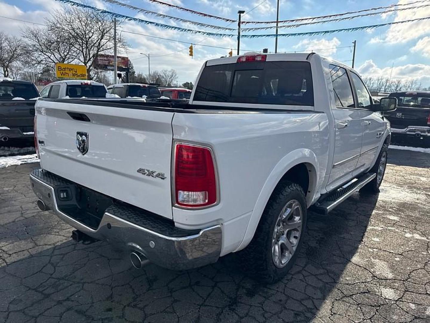 2014 WHITE /TAN/BROWN RAM 1500 Laramie Crew Cab SWB 4WD (1C6RR7NT7ES) with an 5.7L V8 OHV 16V engine, 6-Speed Automatic transmission, located at 3304 Woodville Road, Northwood, OH, 43619, (419) 210-8019, 41.612694, -83.480743 - Your #1 Destination for Auto Loans and mdash;No Matter Your Credit!At our dealership, we believe everyone deserves the opportunity to drive their dream car and mdash;whether you have good credit, bad credit, or no credit at all. With a wide selection of hundreds of cars, trucks, and SUVs, you'll fin - Photo#4