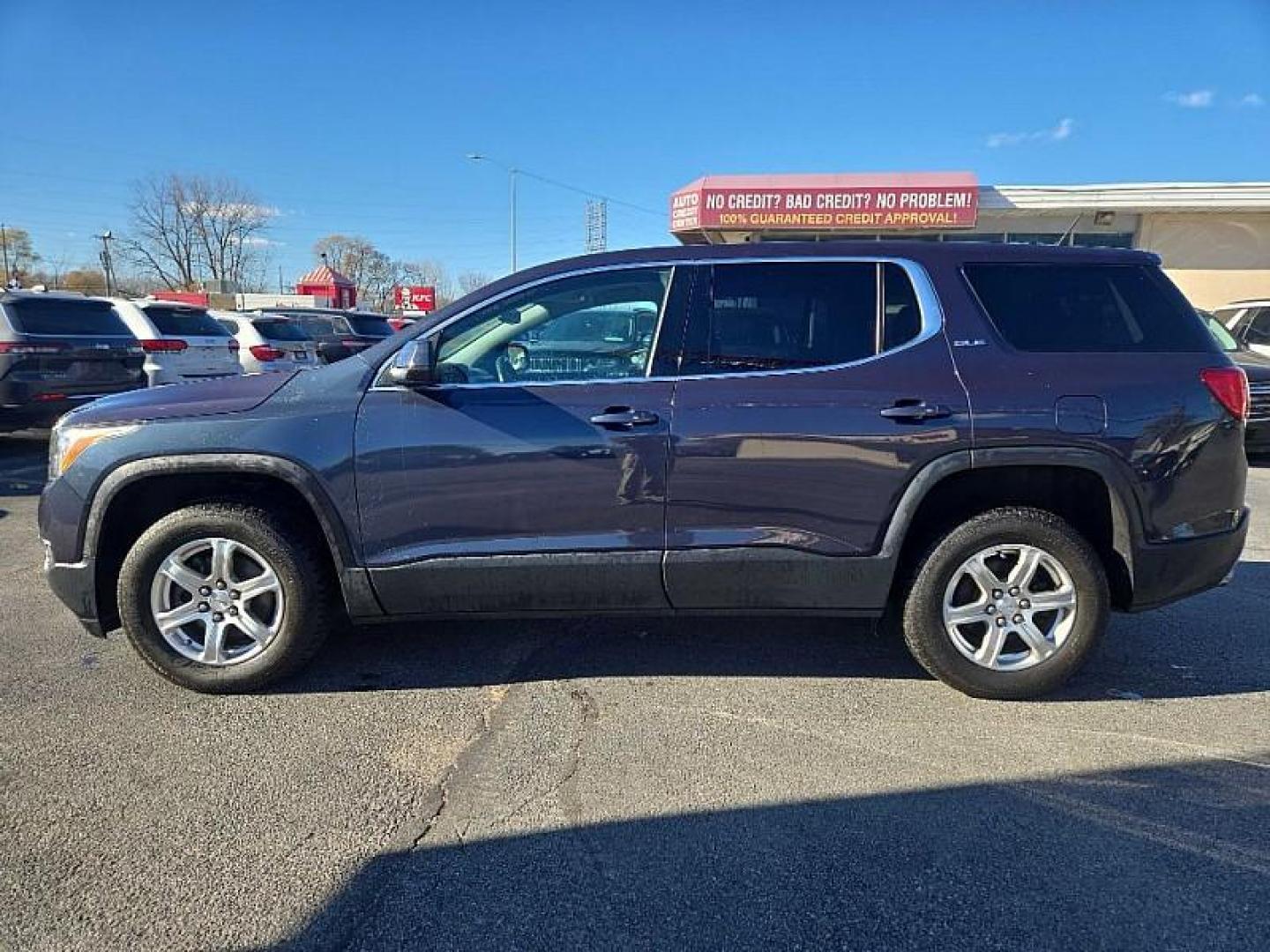 2019 BLUE /BLACK GMC Acadia SLE-1 AWD (1GKKNRLS7KZ) with an 3.6L V6 DOHC 24V engine, 6A transmission, located at 3304 Woodville Road, Northwood, OH, 43619, (419) 210-8019, 41.612694, -83.480743 - Your #1 Destination for Auto Loans and mdash;No Matter Your Credit!At our dealership, we believe everyone deserves the opportunity to drive their dream car and mdash;whether you have good credit, bad credit, or no credit at all. With a wide selection of hundreds of cars, trucks, and SUVs, you'll fin - Photo#0