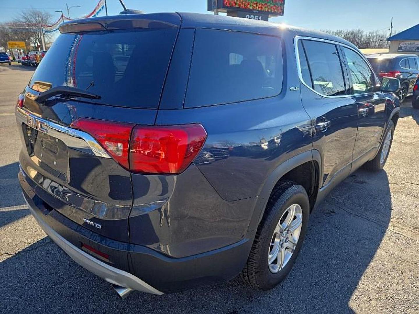 2019 BLUE /BLACK GMC Acadia SLE-1 AWD (1GKKNRLS7KZ) with an 3.6L V6 DOHC 24V engine, 6A transmission, located at 3304 Woodville Road, Northwood, OH, 43619, (419) 210-8019, 41.612694, -83.480743 - Your #1 Destination for Auto Loans and mdash;No Matter Your Credit!At our dealership, we believe everyone deserves the opportunity to drive their dream car and mdash;whether you have good credit, bad credit, or no credit at all. With a wide selection of hundreds of cars, trucks, and SUVs, you'll fin - Photo#2