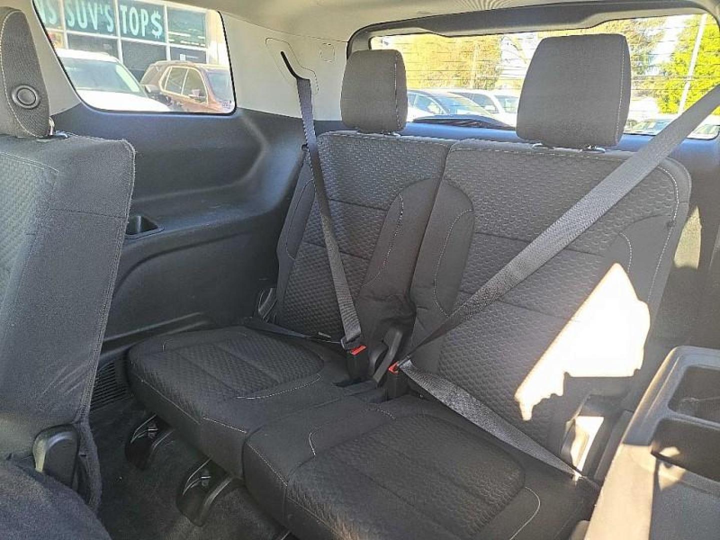 2019 BLUE /BLACK GMC Acadia SLE-1 AWD (1GKKNRLS7KZ) with an 3.6L V6 DOHC 24V engine, 6A transmission, located at 3304 Woodville Road, Northwood, OH, 43619, (419) 210-8019, 41.612694, -83.480743 - Your #1 Destination for Auto Loans and mdash;No Matter Your Credit!At our dealership, we believe everyone deserves the opportunity to drive their dream car and mdash;whether you have good credit, bad credit, or no credit at all. With a wide selection of hundreds of cars, trucks, and SUVs, you'll fin - Photo#12