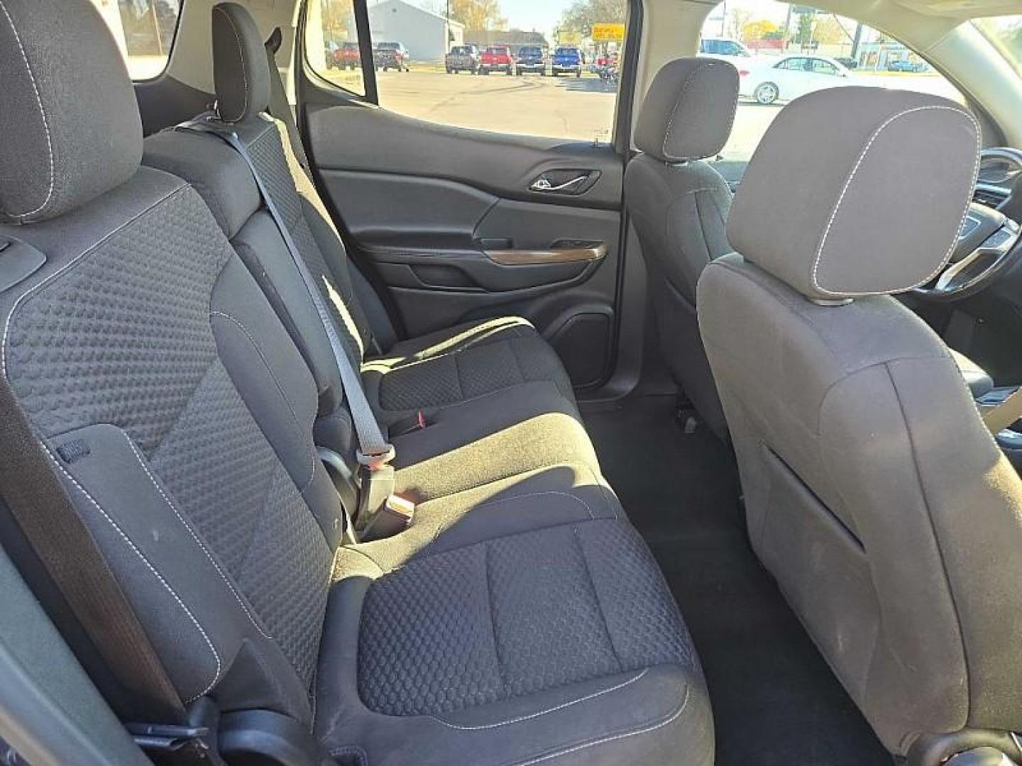 2019 BLUE /BLACK GMC Acadia SLE-1 AWD (1GKKNRLS7KZ) with an 3.6L V6 DOHC 24V engine, 6A transmission, located at 3304 Woodville Road, Northwood, OH, 43619, (419) 210-8019, 41.612694, -83.480743 - Your #1 Destination for Auto Loans and mdash;No Matter Your Credit!At our dealership, we believe everyone deserves the opportunity to drive their dream car and mdash;whether you have good credit, bad credit, or no credit at all. With a wide selection of hundreds of cars, trucks, and SUVs, you'll fin - Photo#15