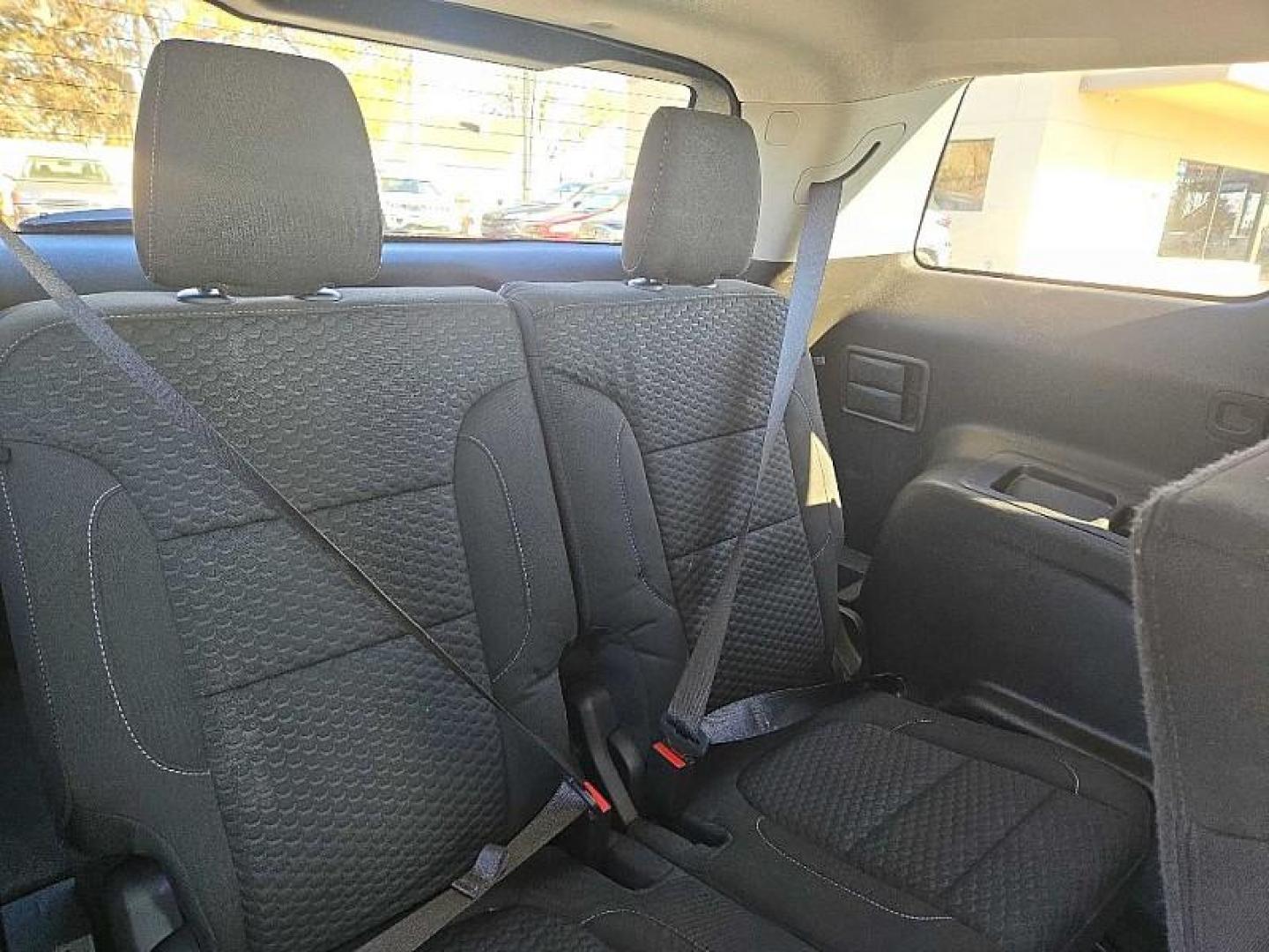 2019 BLUE /BLACK GMC Acadia SLE-1 AWD (1GKKNRLS7KZ) with an 3.6L V6 DOHC 24V engine, 6A transmission, located at 3304 Woodville Road, Northwood, OH, 43619, (419) 210-8019, 41.612694, -83.480743 - Your #1 Destination for Auto Loans and mdash;No Matter Your Credit!At our dealership, we believe everyone deserves the opportunity to drive their dream car and mdash;whether you have good credit, bad credit, or no credit at all. With a wide selection of hundreds of cars, trucks, and SUVs, you'll fin - Photo#16